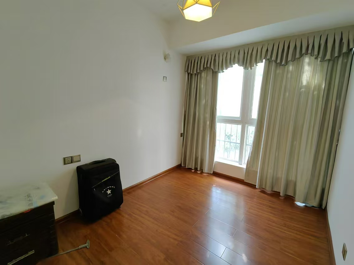 印象华都 3室2厅1卫 37.8万 印象华都 3室2厅1卫 37.8万室内图