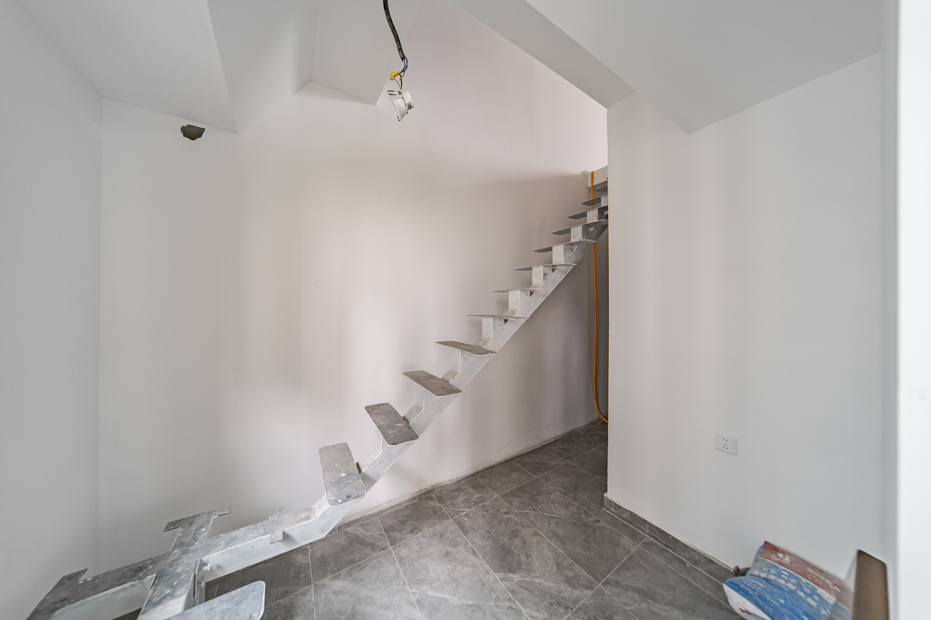 保利天汇  5室2厅3卫    478.0万 保利天汇  5室2厅3卫    478.0万其他