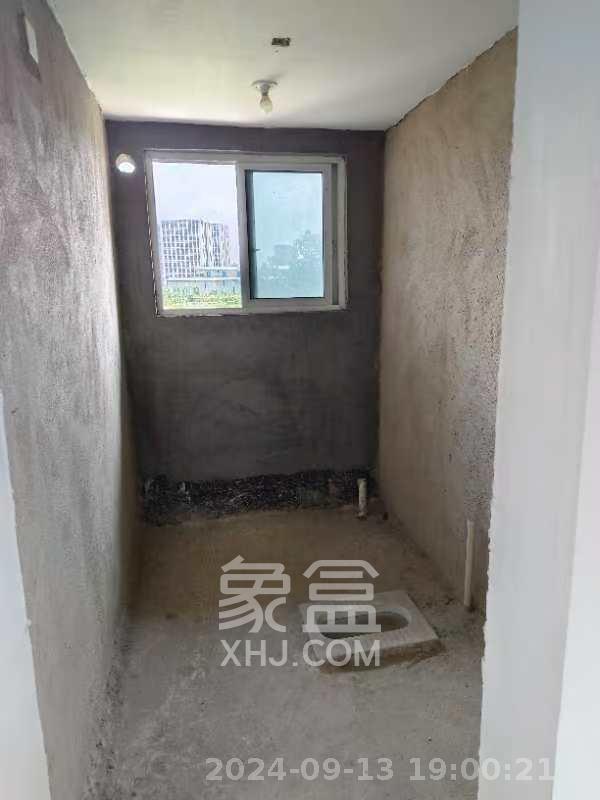 洋湖和园（福联嘉苑）  4室2厅2卫   2000.00元/月室内图