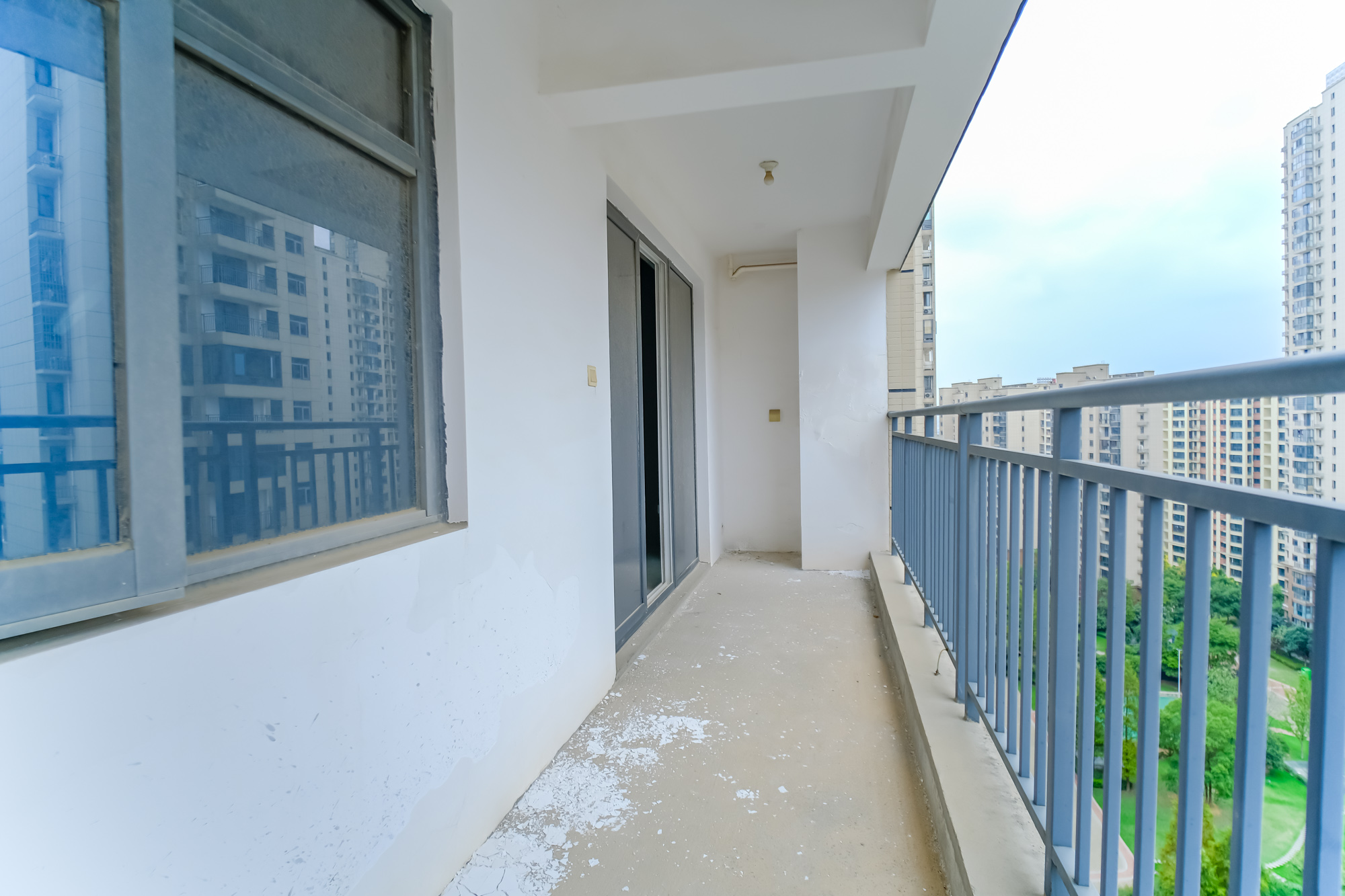 和悦城(蟠龙景苑) 3室2厅1卫 66.0万 和悦城(蟠龙景苑) 3室2厅1卫 66.0万阳台