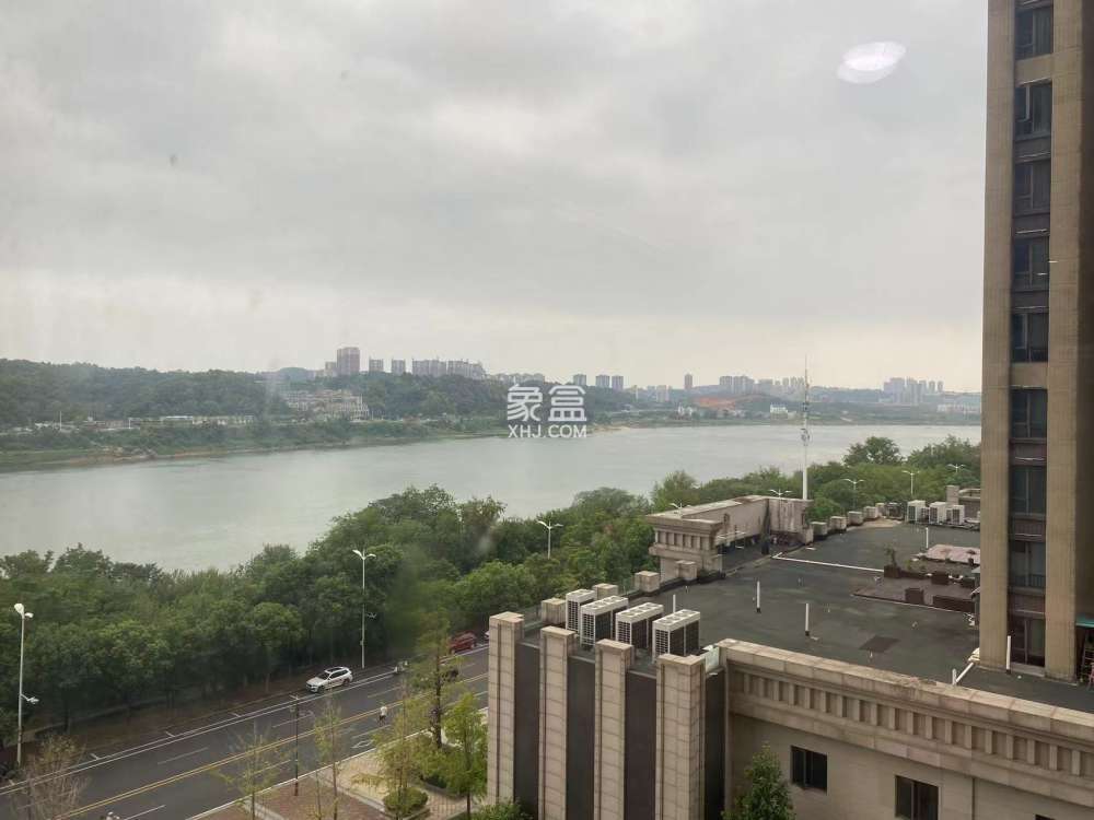 中泰财富湘江  1室1厅1卫    21.0万