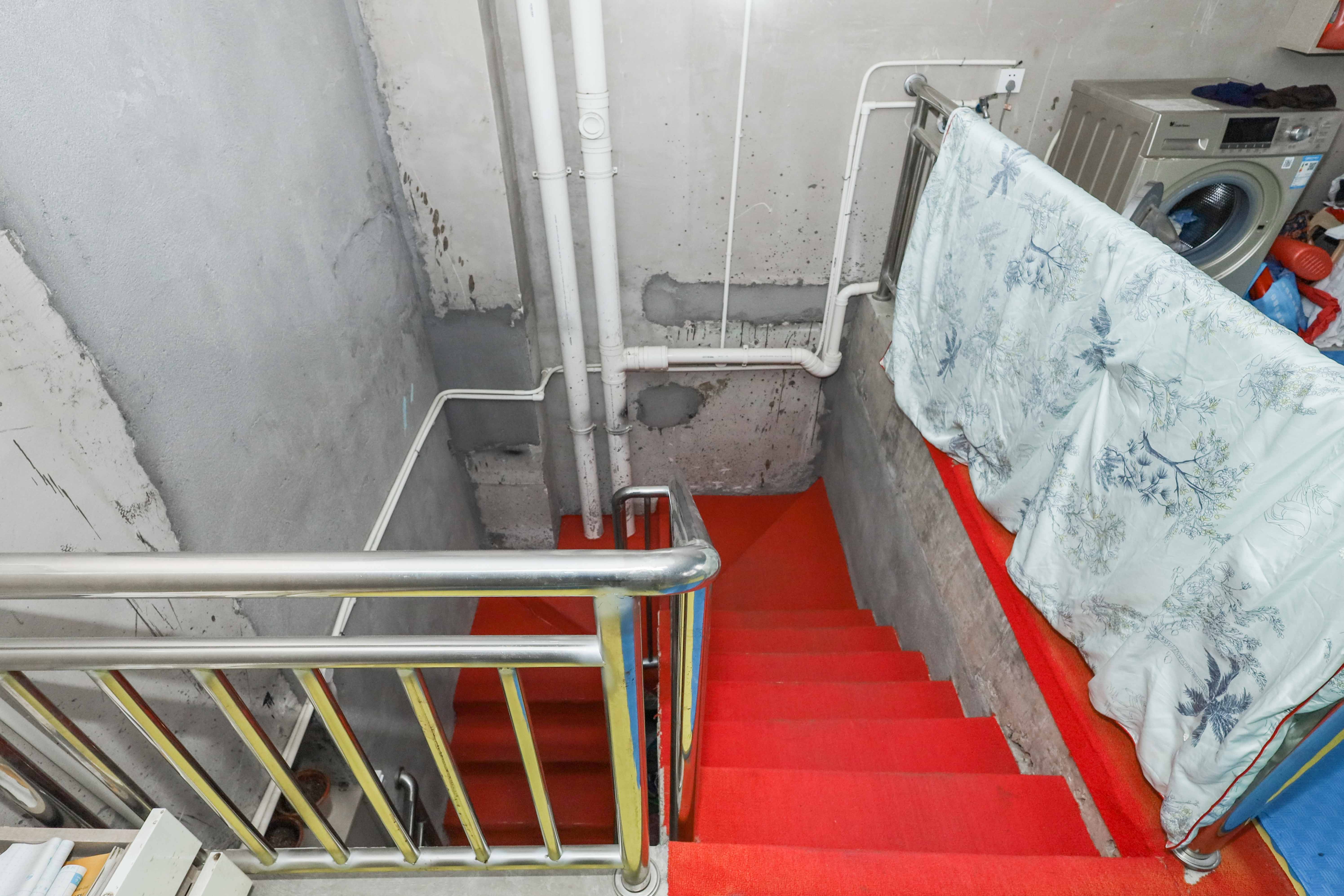 建发央著  4室2厅2卫   280.00万其他