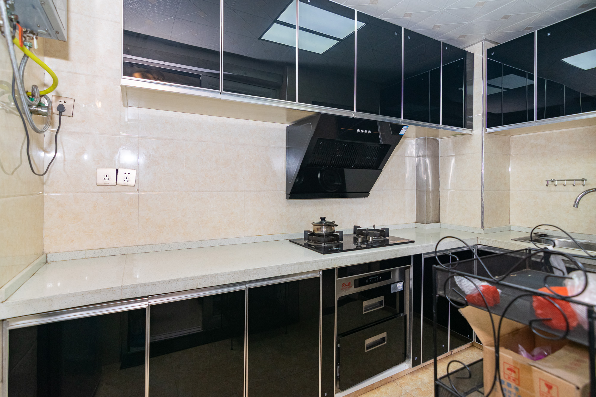 联诚国际城 2室2厅1卫 52.8万 联诚国际城 2室2厅1卫 52.8万厨房