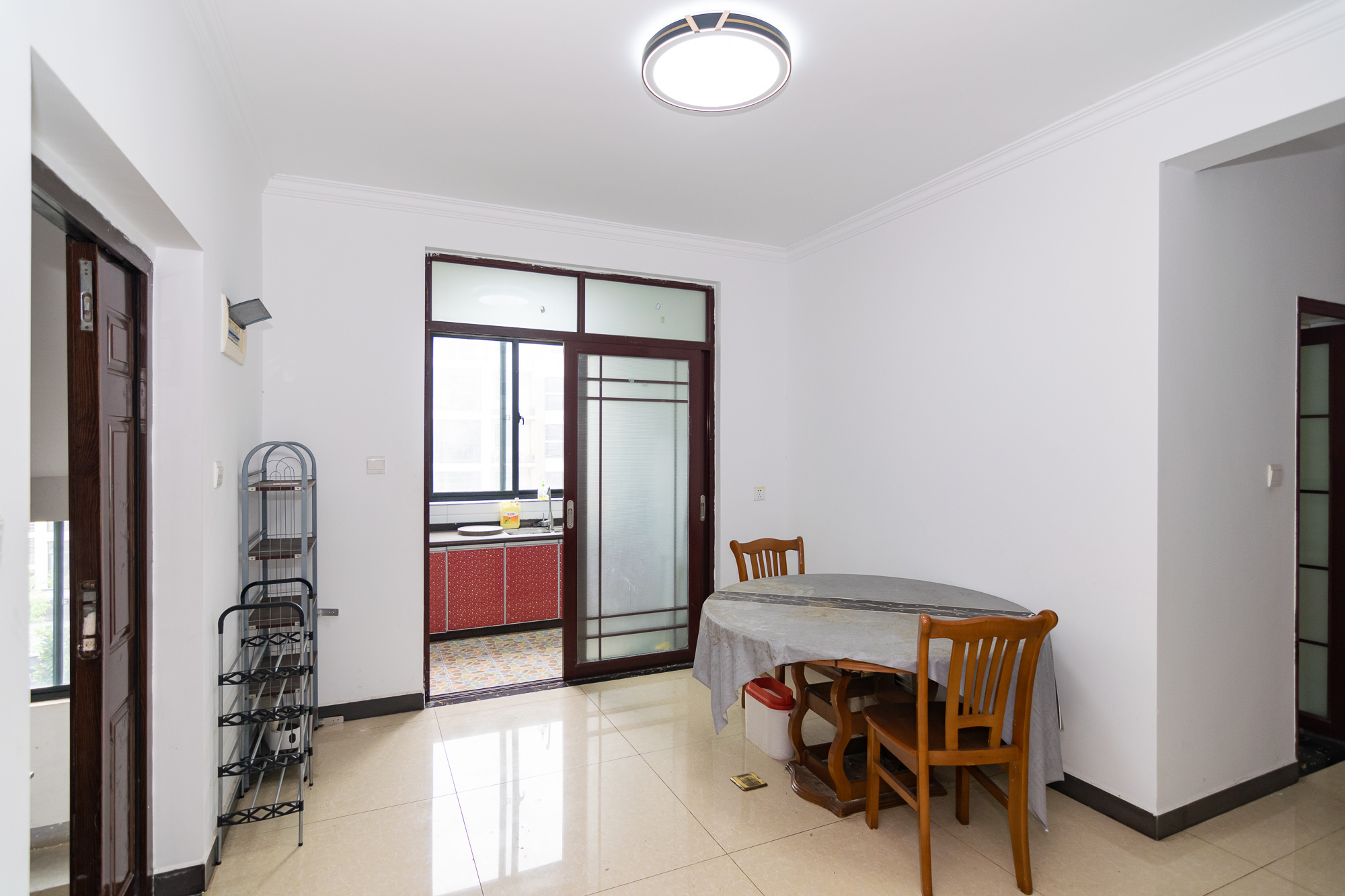 丽景华庭 3室2厅2卫 65.0万 丽景华庭 3室2厅2卫 65.0万客厅