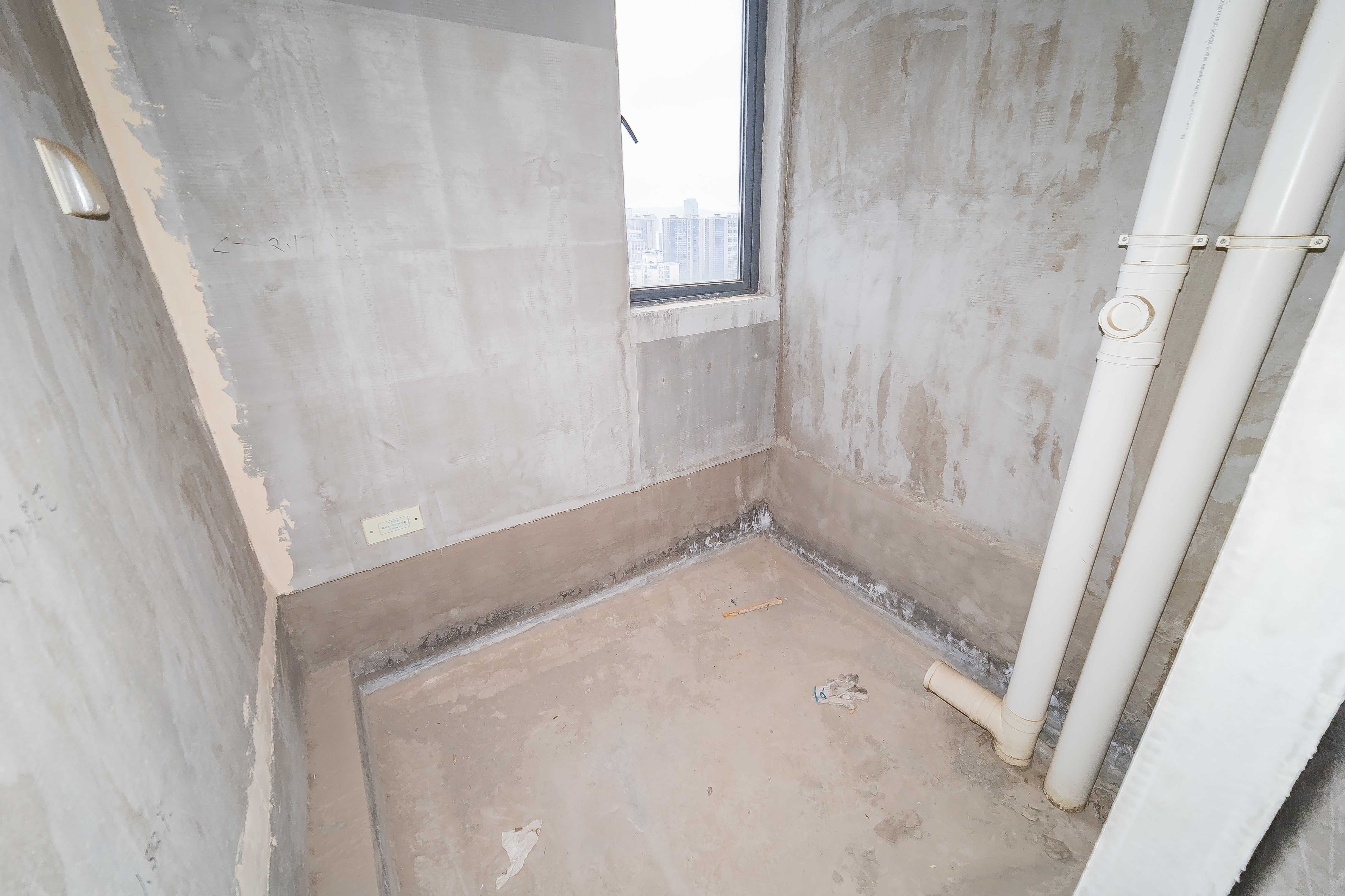 建发中央公园（建发美地）  4室2厅2卫   240.00万卫生间