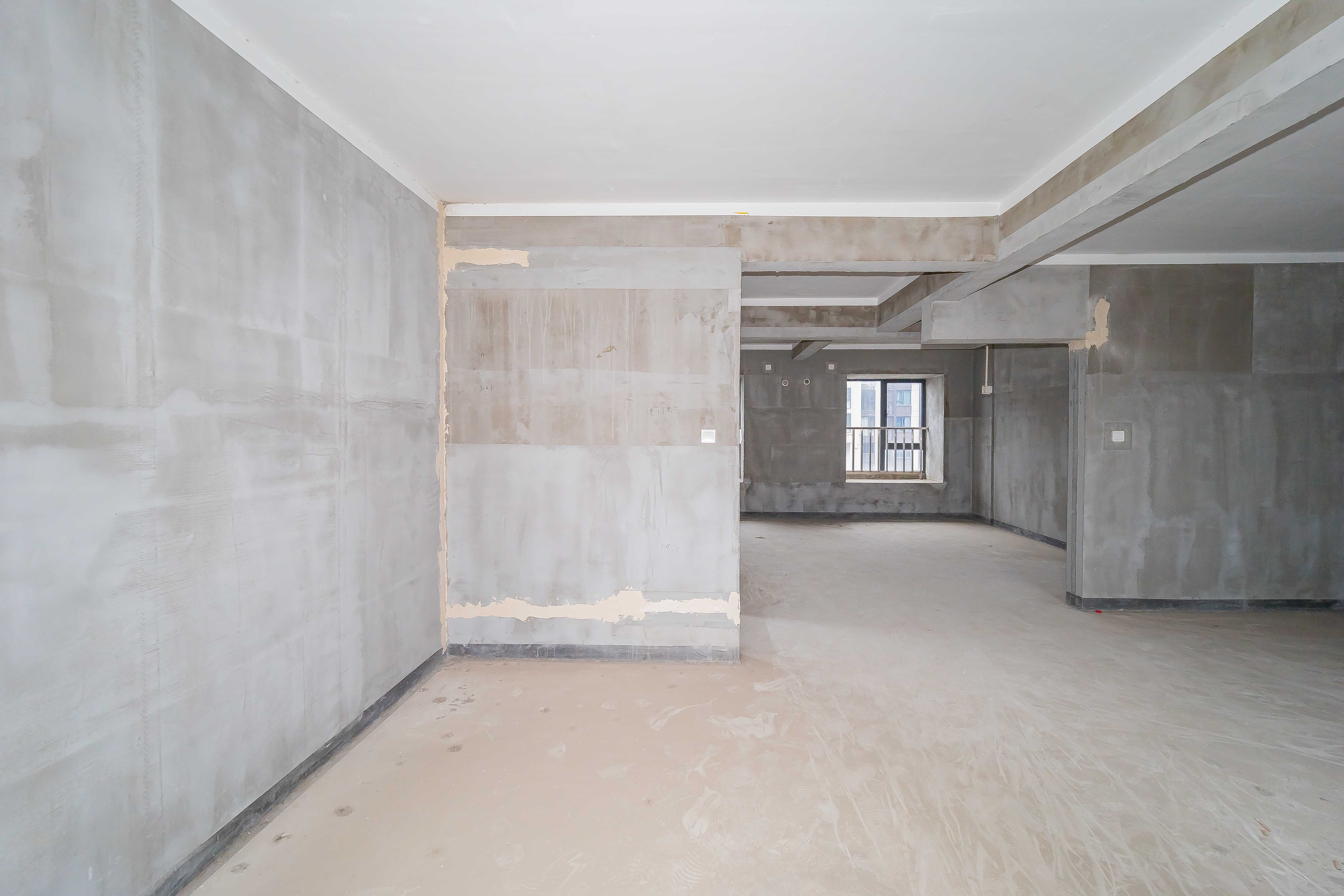 建发中央公园（建发美地）  4室2厅2卫   240.00万卧室