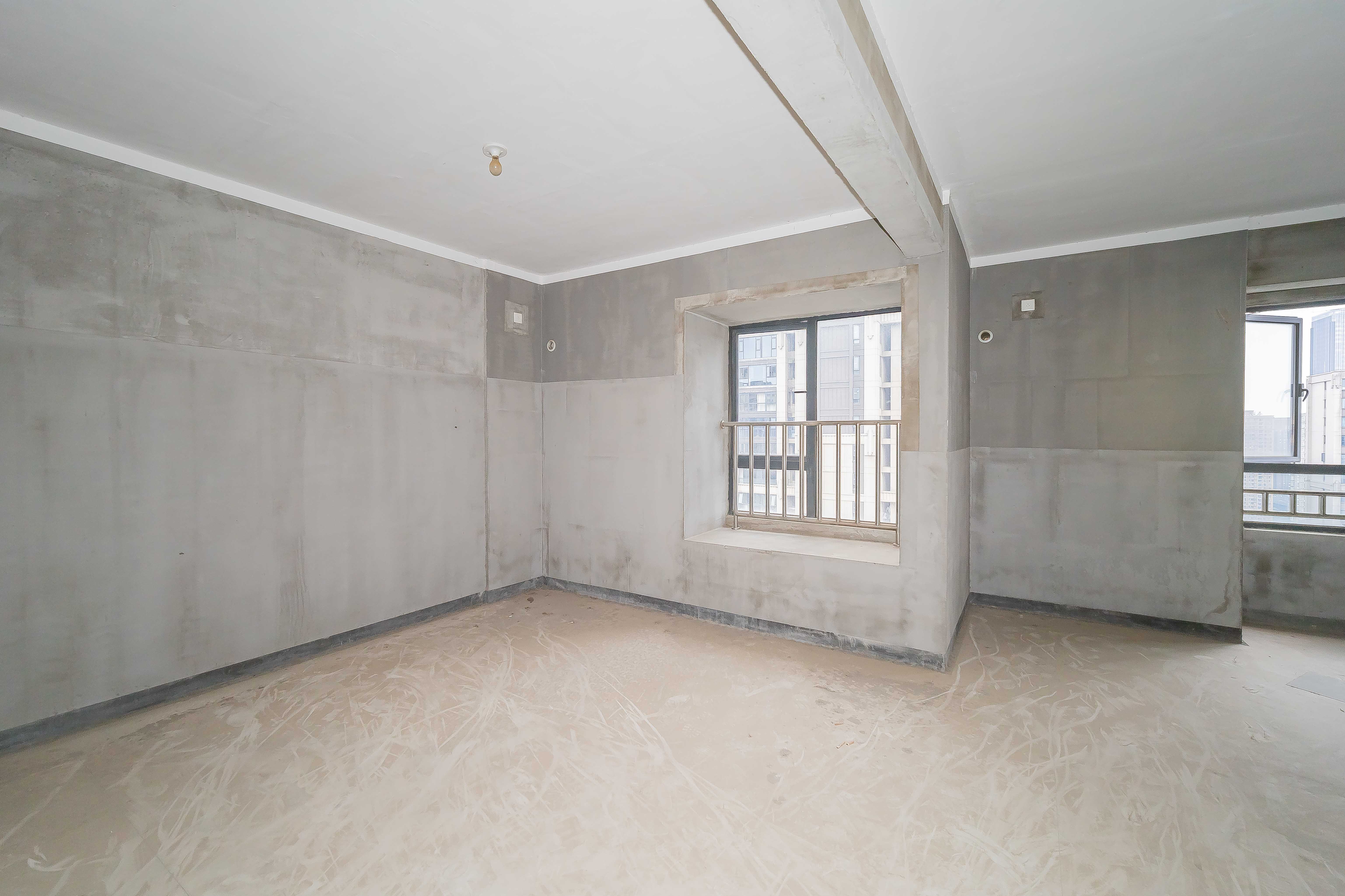 建发中央公园（建发美地）  4室2厅2卫   240.00万卧室