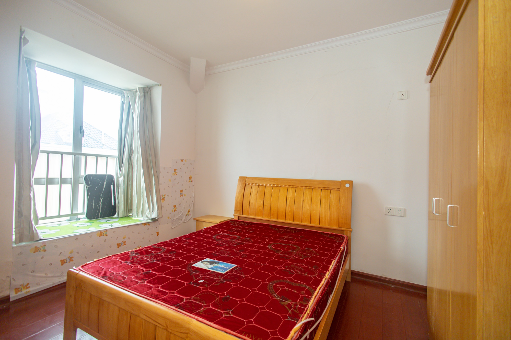 恒广国际景园一二区 2室2厅1卫 58.8万 恒广国际景园一二区 2室2厅1卫 58.8万卧室