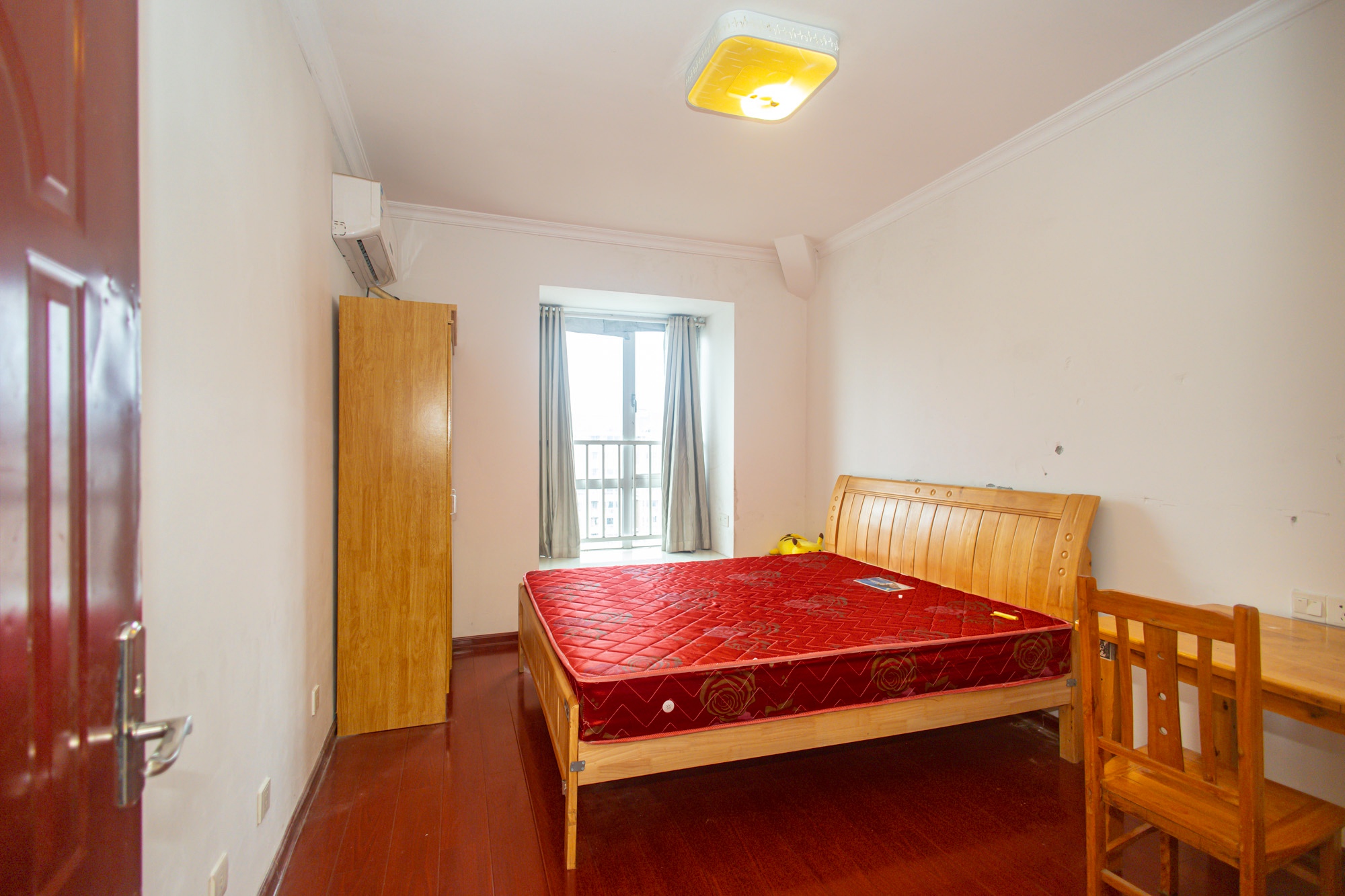 恒广国际景园一二区 2室2厅1卫 58.8万 恒广国际景园一二区 2室2厅1卫 58.8万卧室