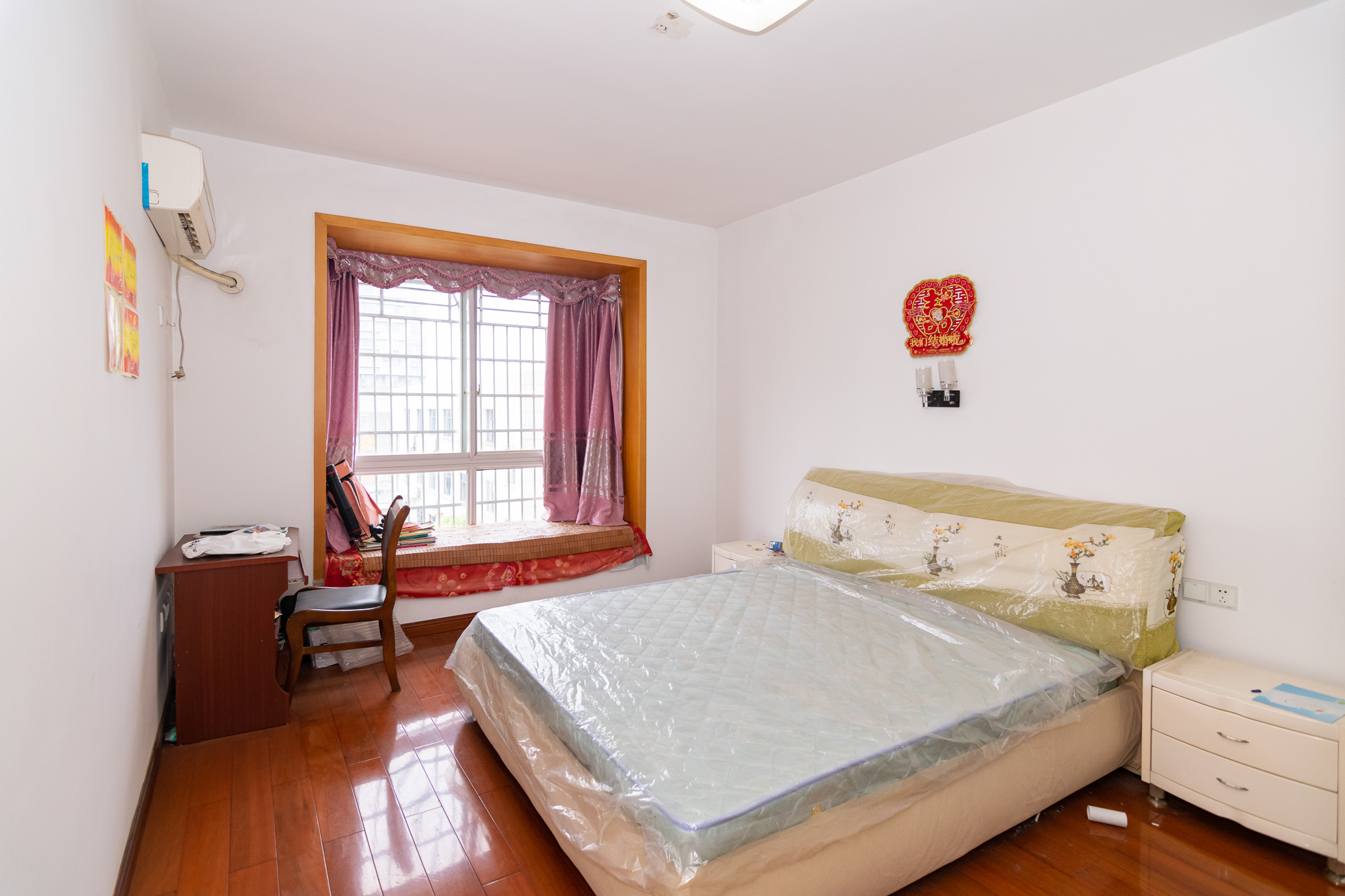 景悦和苑 3室2厅2卫 80.0万 景悦和苑 3室2厅2卫 80.0万卧室