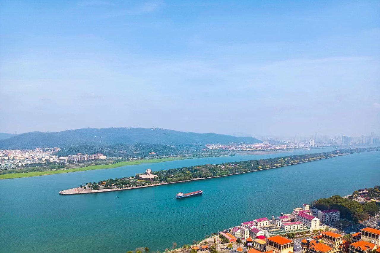 中建江山壹号 4室2厅2卫 350.0万 中建江山壹号 4室2厅2卫 350.0万其他