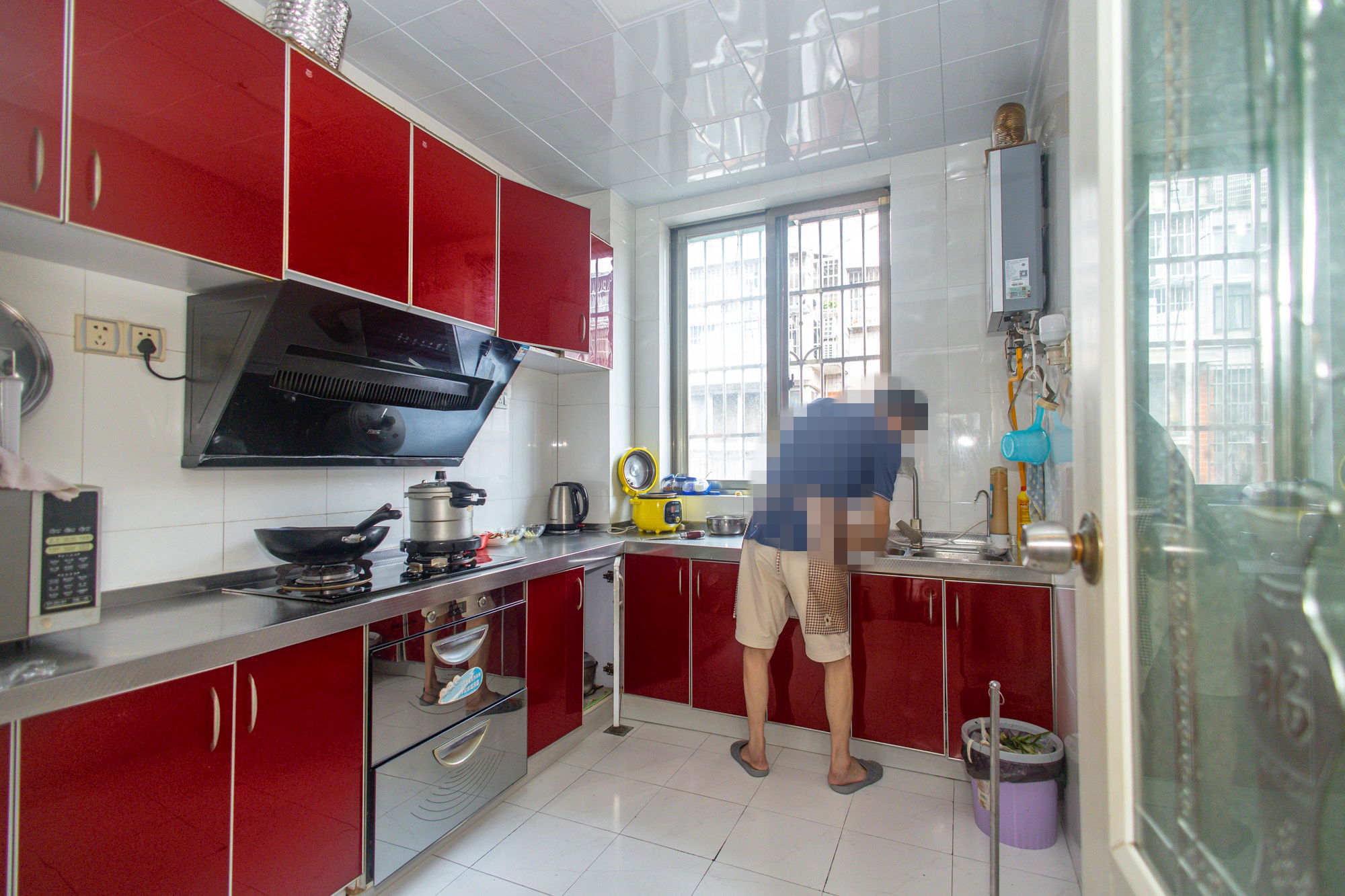 湘绣城  3室2厅2卫    60.0万 湘绣城  3室2厅2卫    60.0万厨房