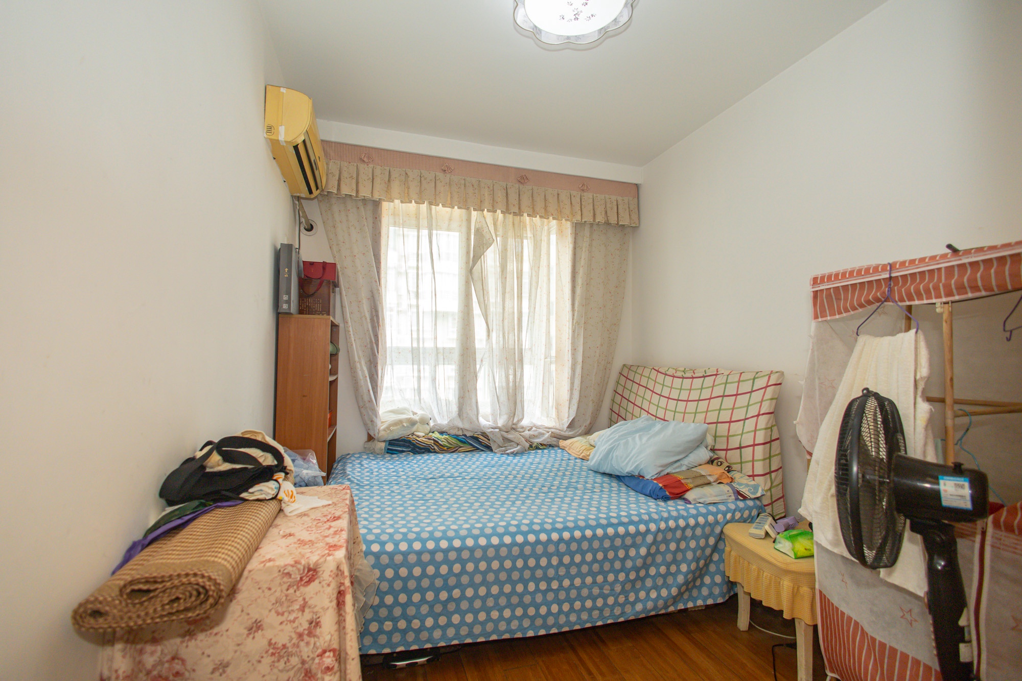 晶华美地 3室2厅1卫 60.0万 晶华美地 3室2厅1卫 60.0万卧室