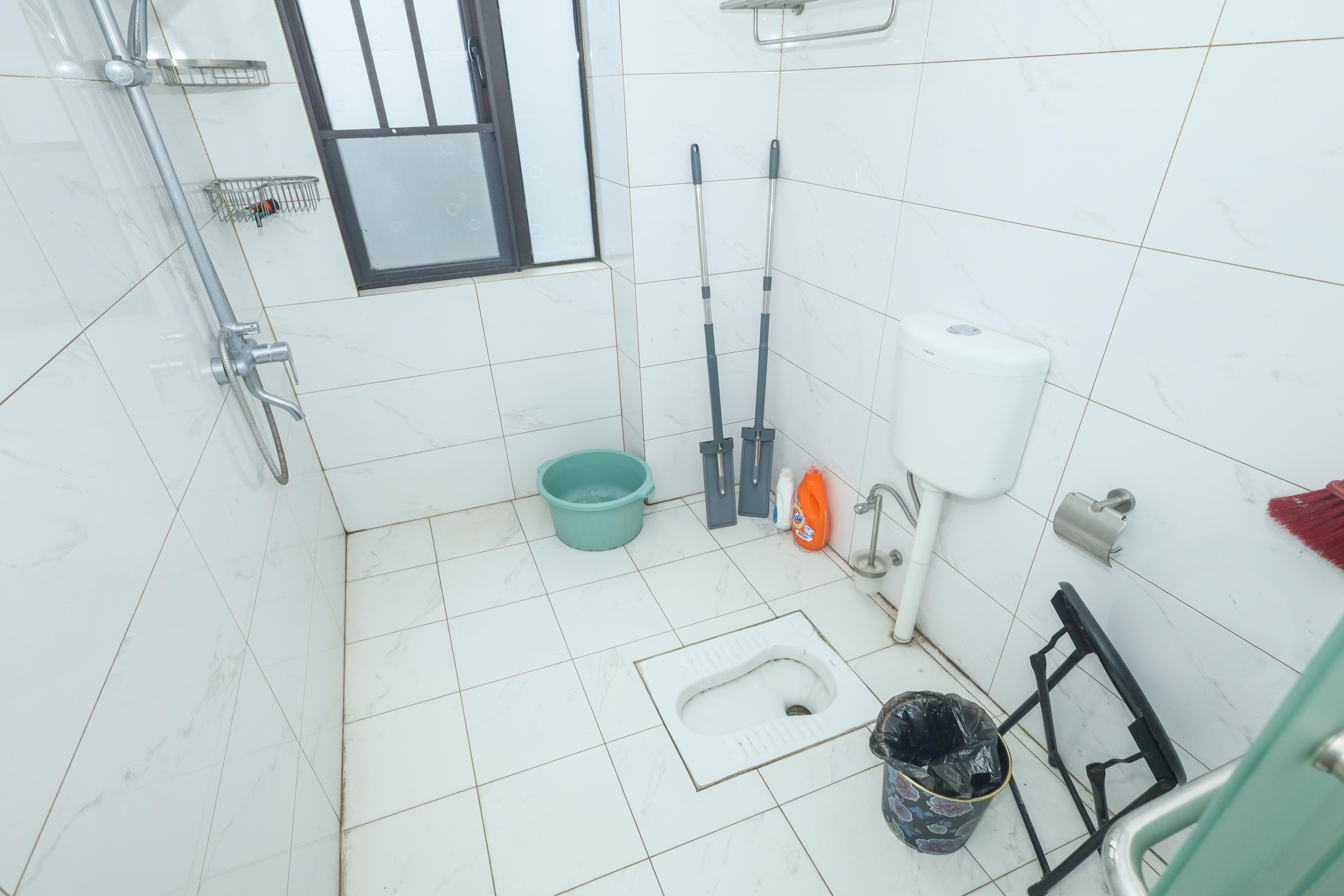 中国铁建梅溪青秀二期  4室2厅2卫    240.0万卫生间