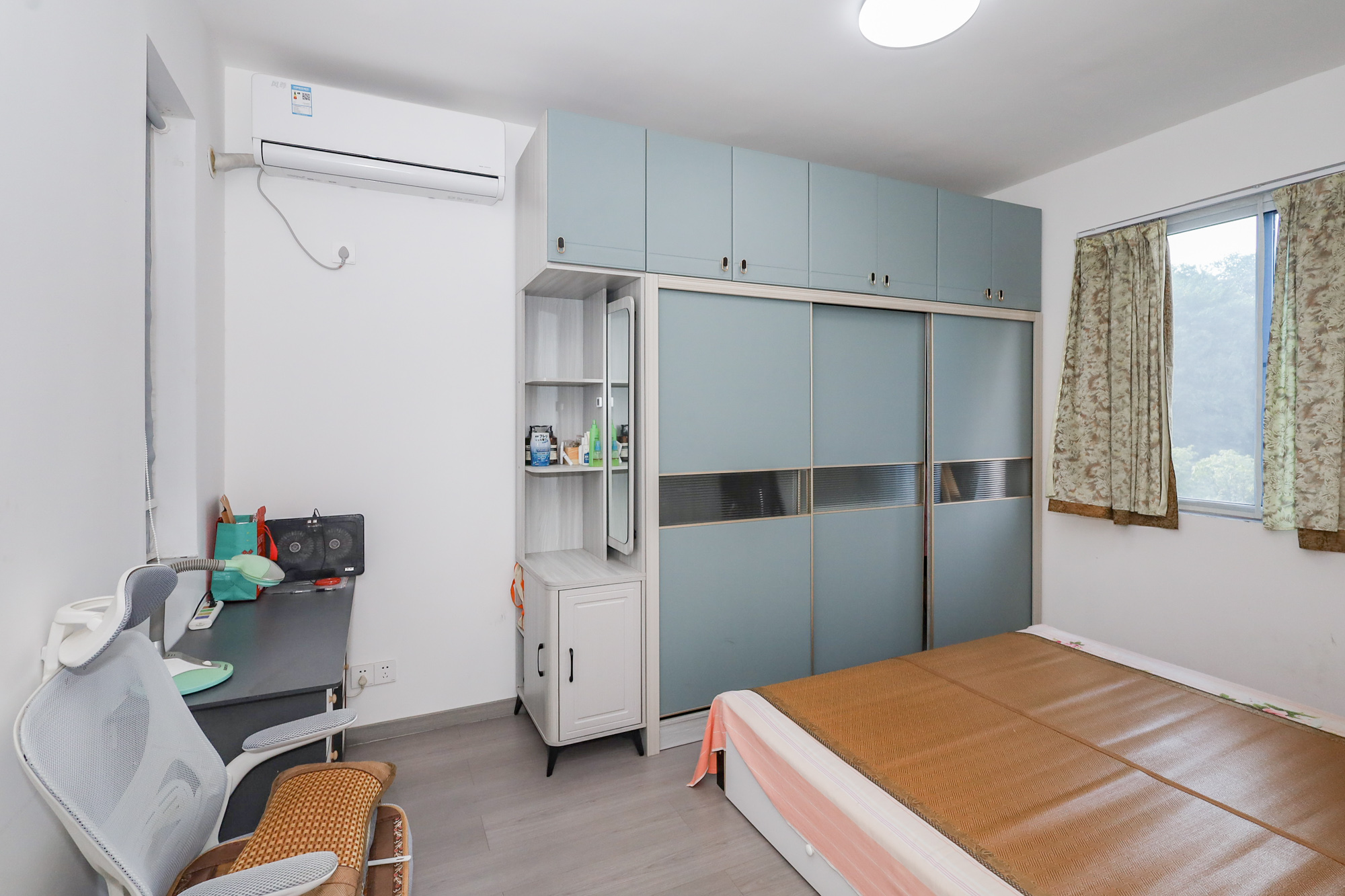 谷山庭院二期  2室2厅1卫    60.0万 谷山庭院二期  2室2厅1卫    60.0万卧室