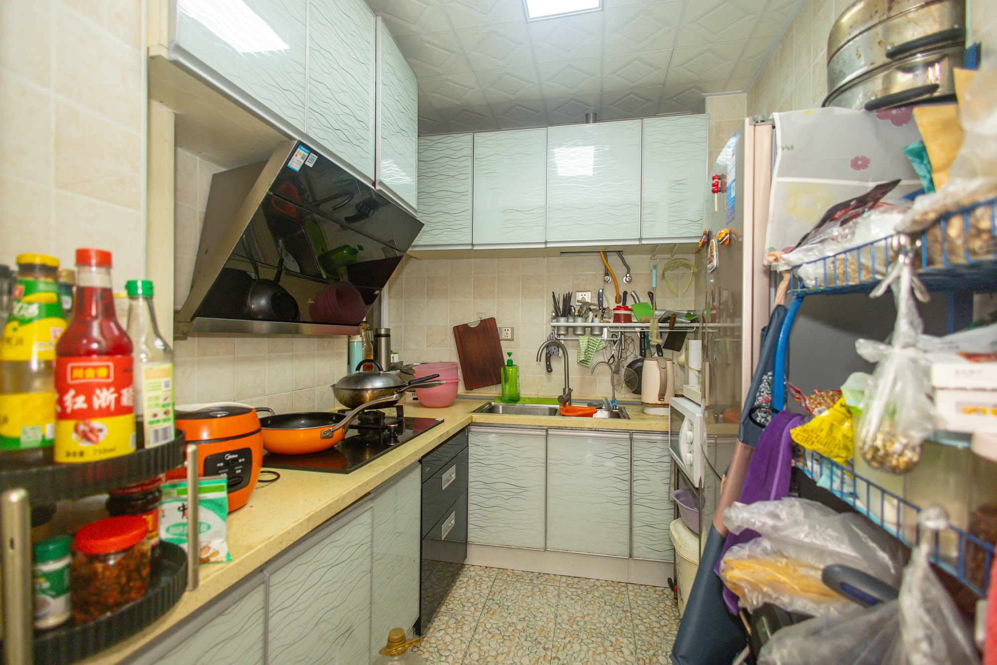 楚天世纪城西苑 3室2厅1卫 63.8万 楚天世纪城西苑 3室2厅1卫 63.8万厨房