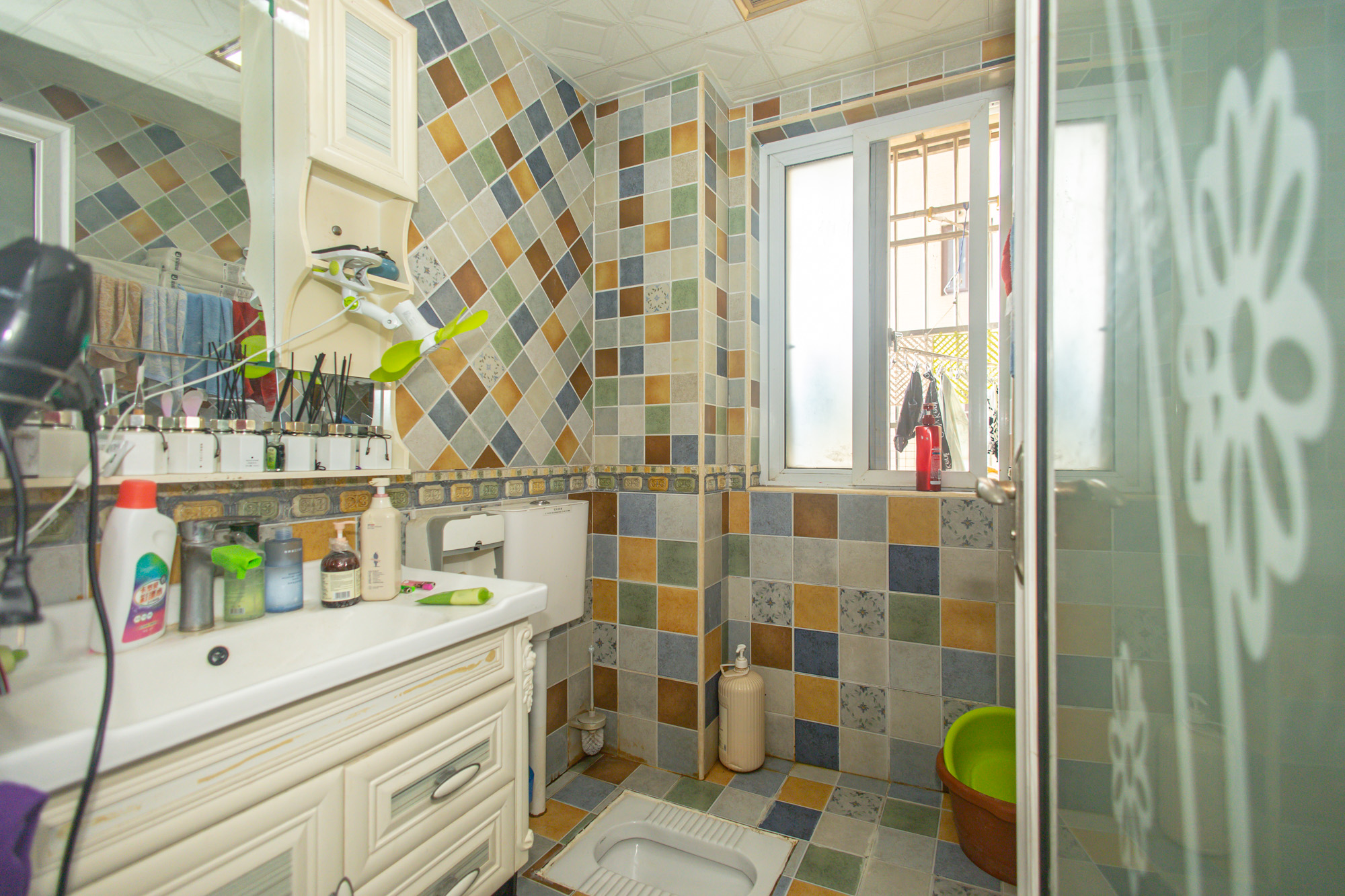 楚天世纪城西苑 3室2厅1卫 63.8万 楚天世纪城西苑 3室2厅1卫 63.8万卫生间