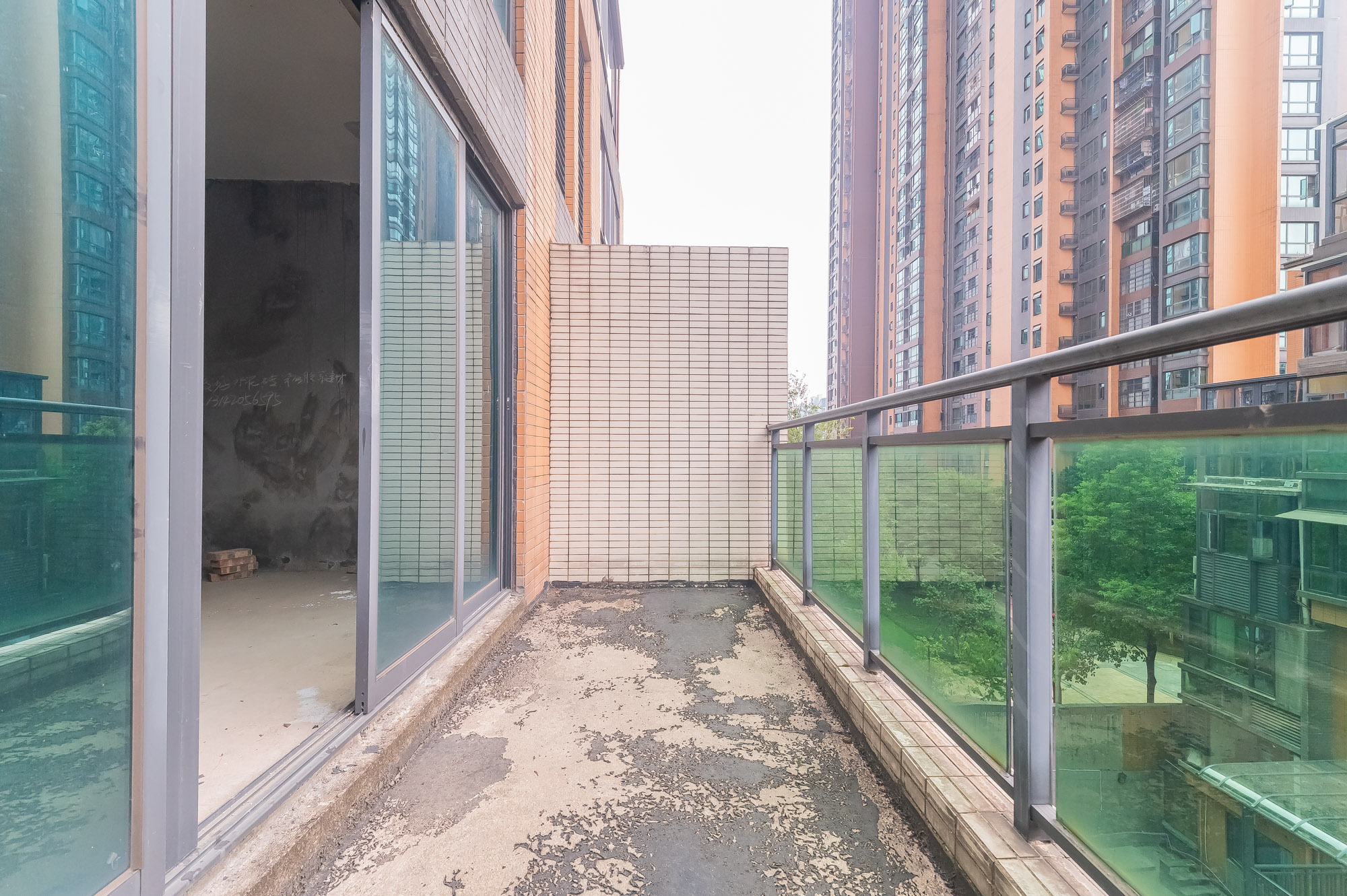 海伦春天 6室5厅4卫 228.0万 海伦春天 6室5厅4卫 228.0万其他