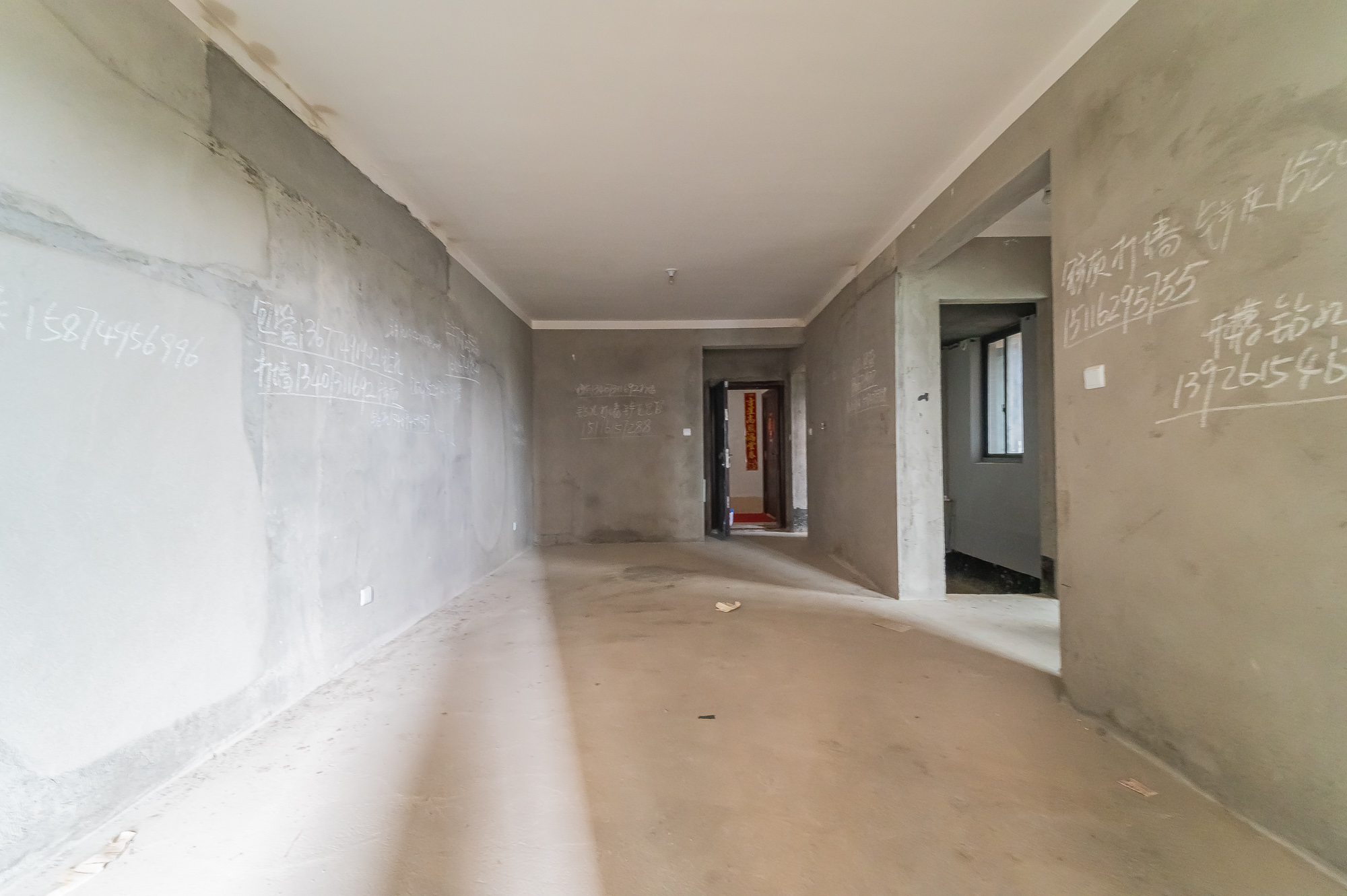 深业睿城 2室1厅1卫 53.0万 深业睿城 2室1厅1卫 53.0万客厅