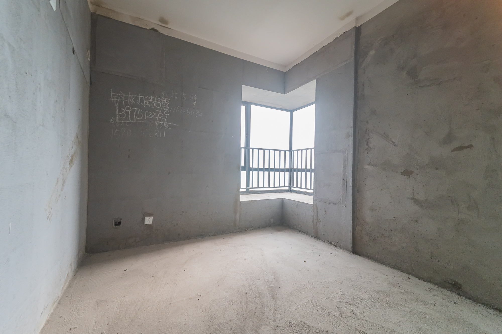 深业睿城 2室1厅1卫 53.0万 深业睿城 2室1厅1卫 53.0万其他