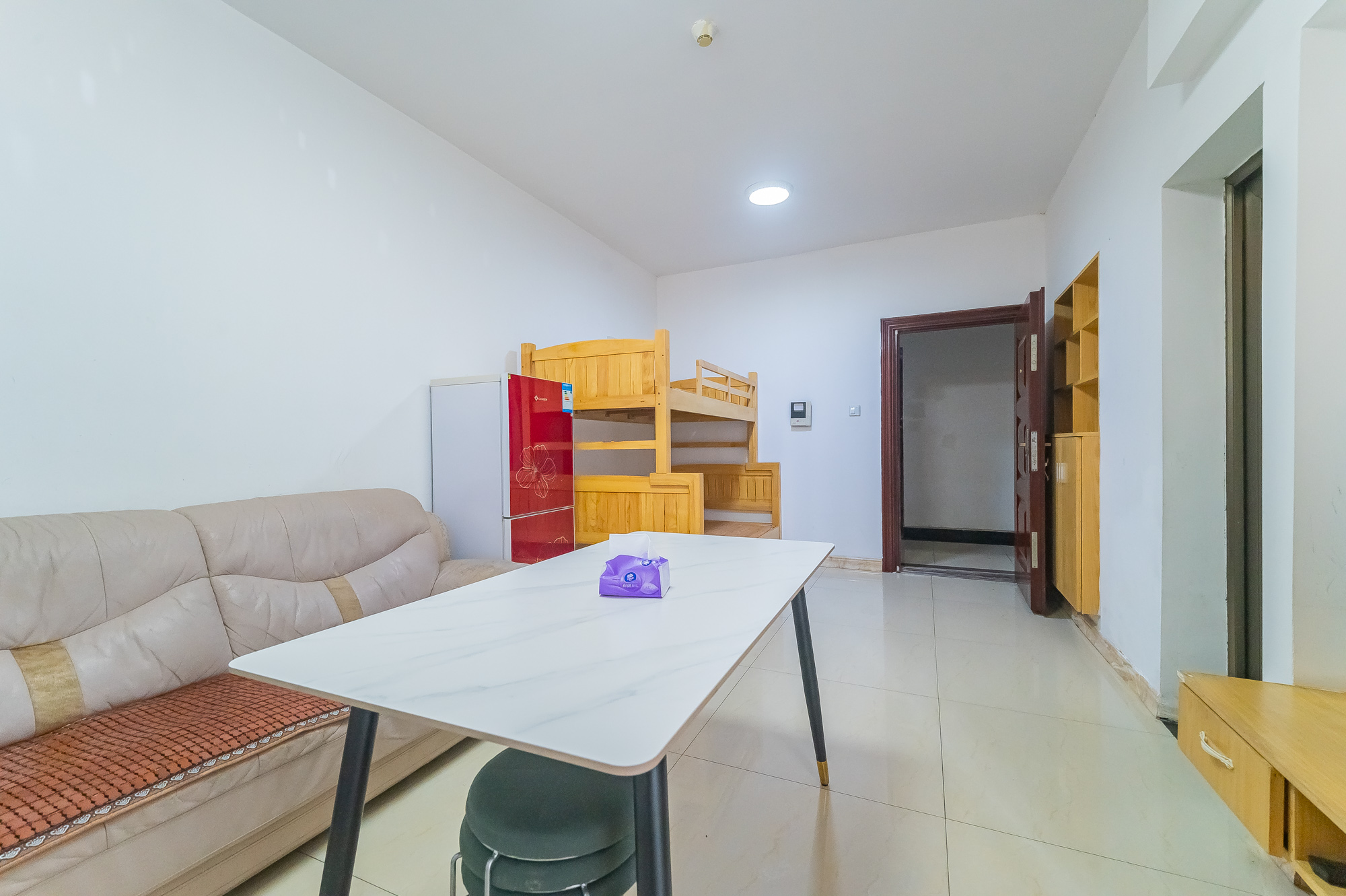 圆梦康乐城 1室2厅1卫 25.8万 圆梦康乐城 1室2厅1卫 25.8万客厅