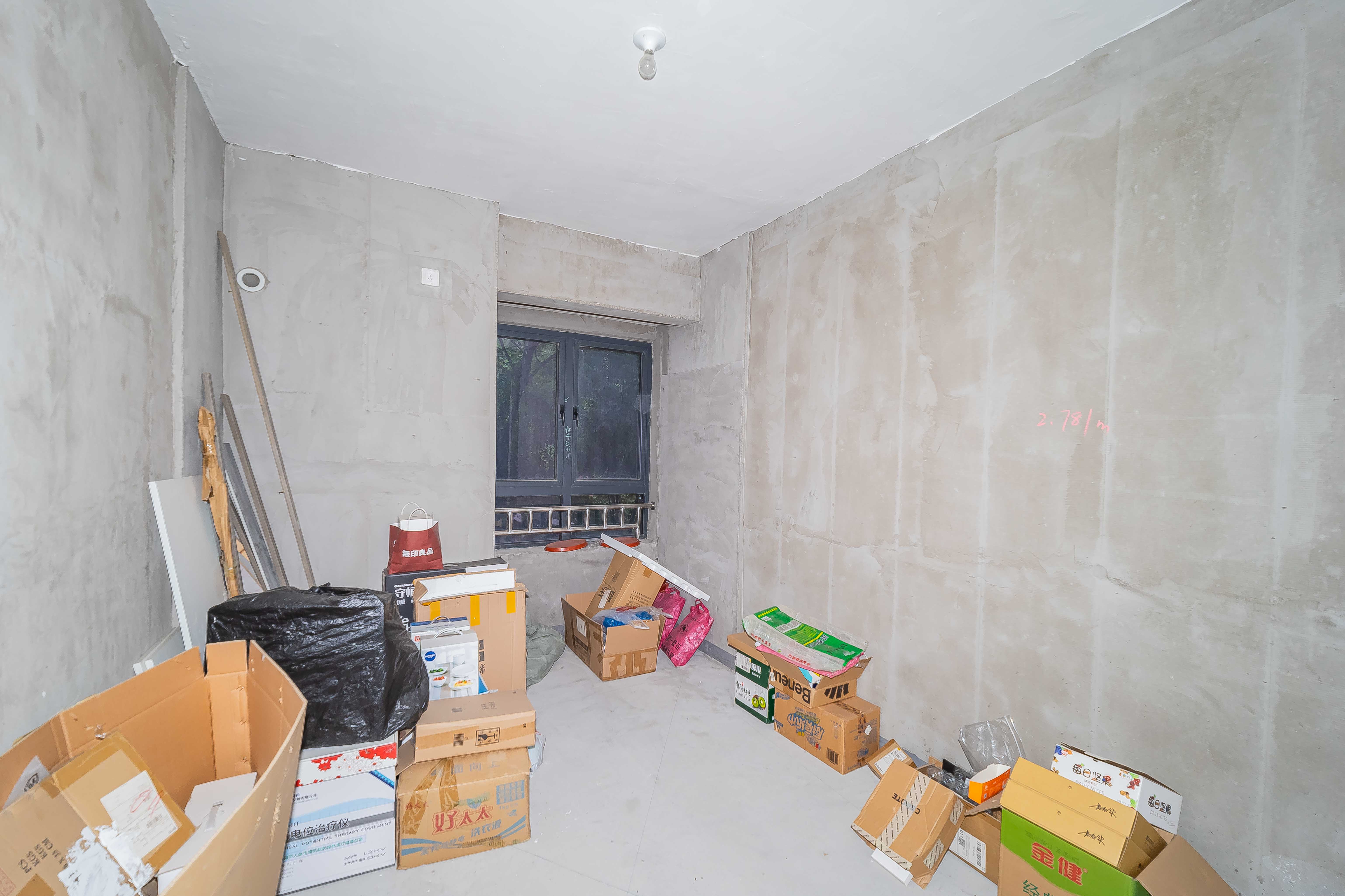 建发中央公园（建发美地）  3室2厅2卫   190.00万卧室