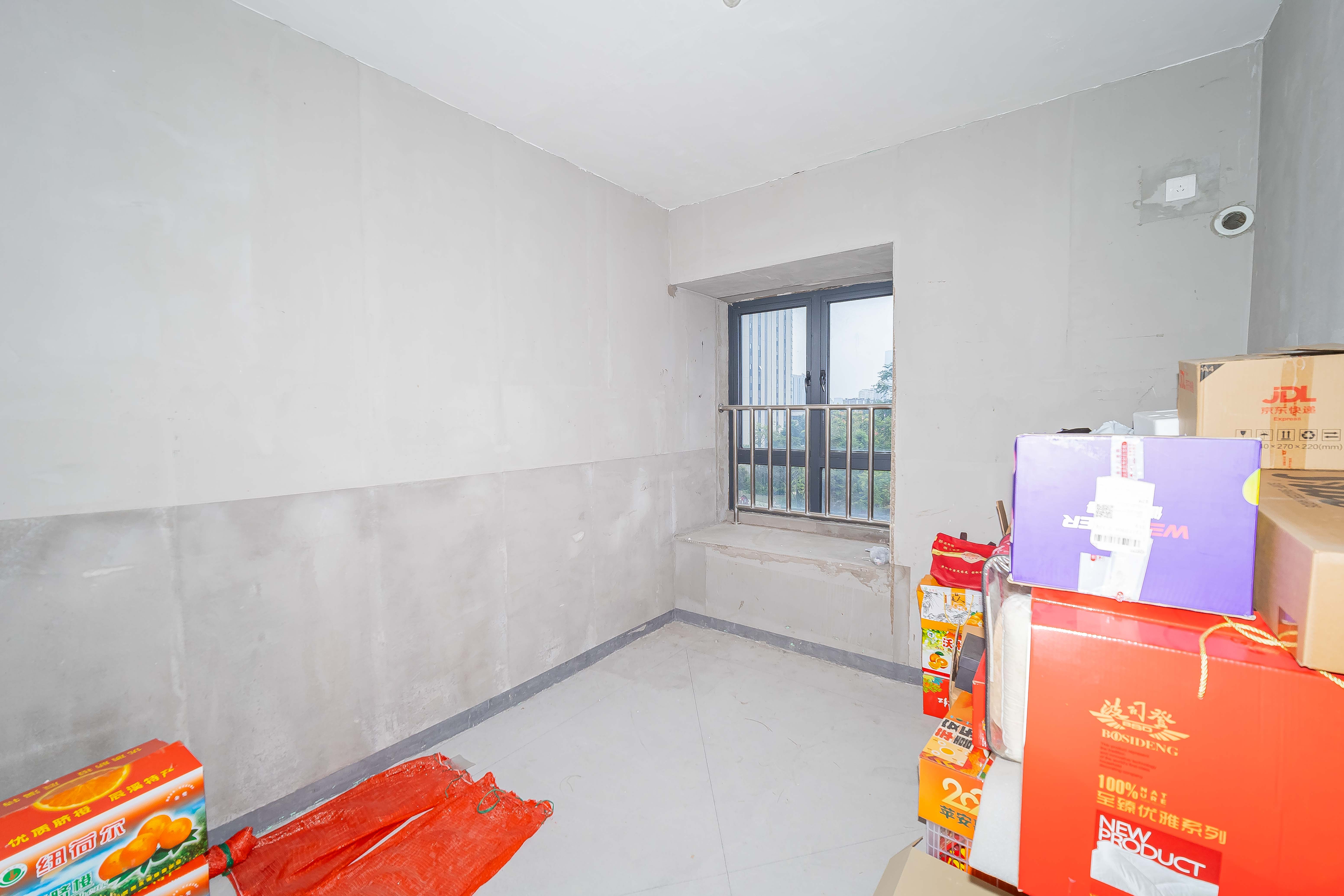 建发中央公园（建发美地）  3室2厅2卫   190.00万卧室