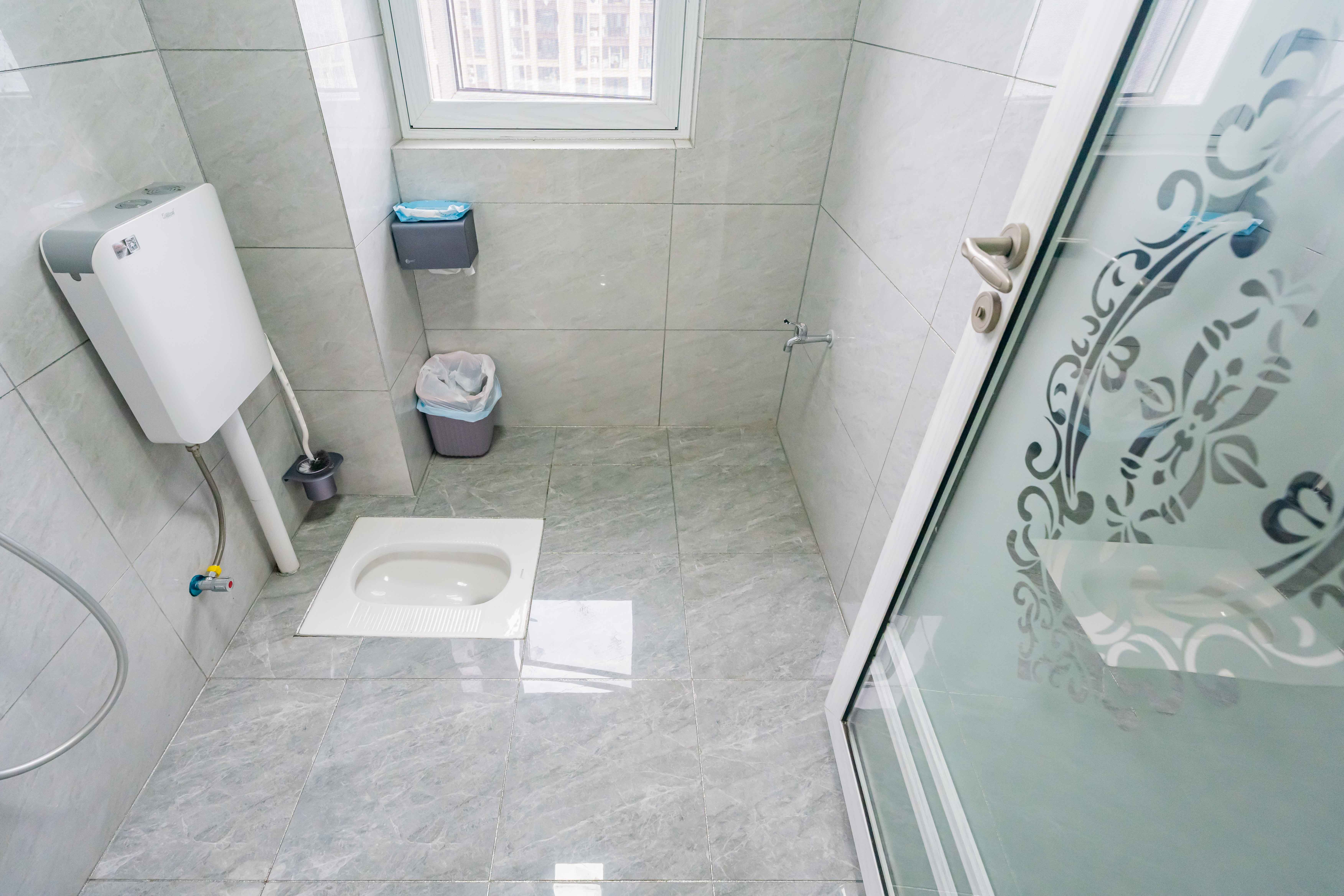 上园商住小区 4室2厅2卫 158.0万 上园商住小区 4室2厅2卫 158.0万卫生间