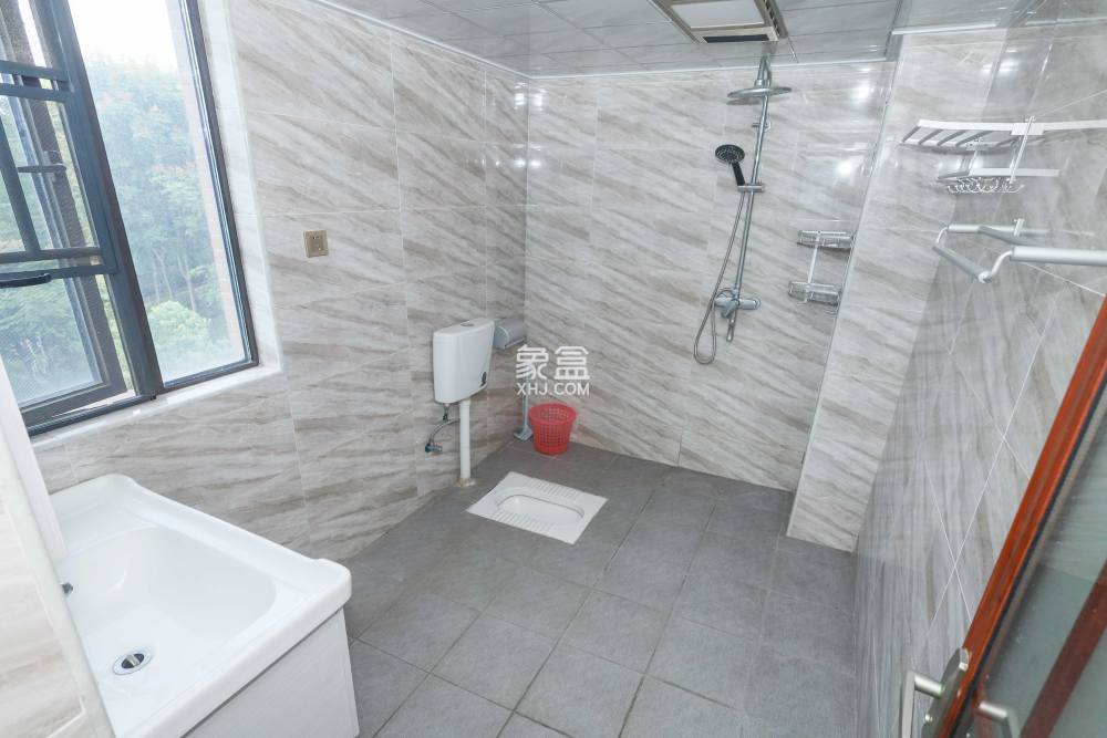 中冶中央公園  3室2廳1衛(wèi)   130.00萬