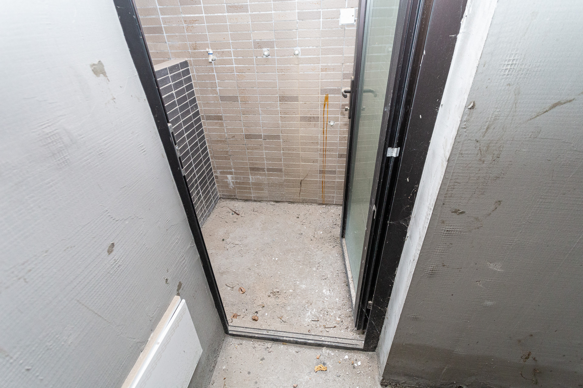 时代倾城三期 3室2厅2卫 86.8万 时代倾城三期 3室2厅2卫 86.8万阳台