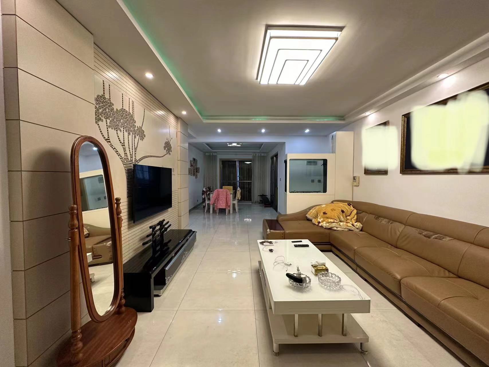 碧鸿佳园  3室2厅2卫    55.8万 碧鸿佳园  3室2厅2卫    55.8万