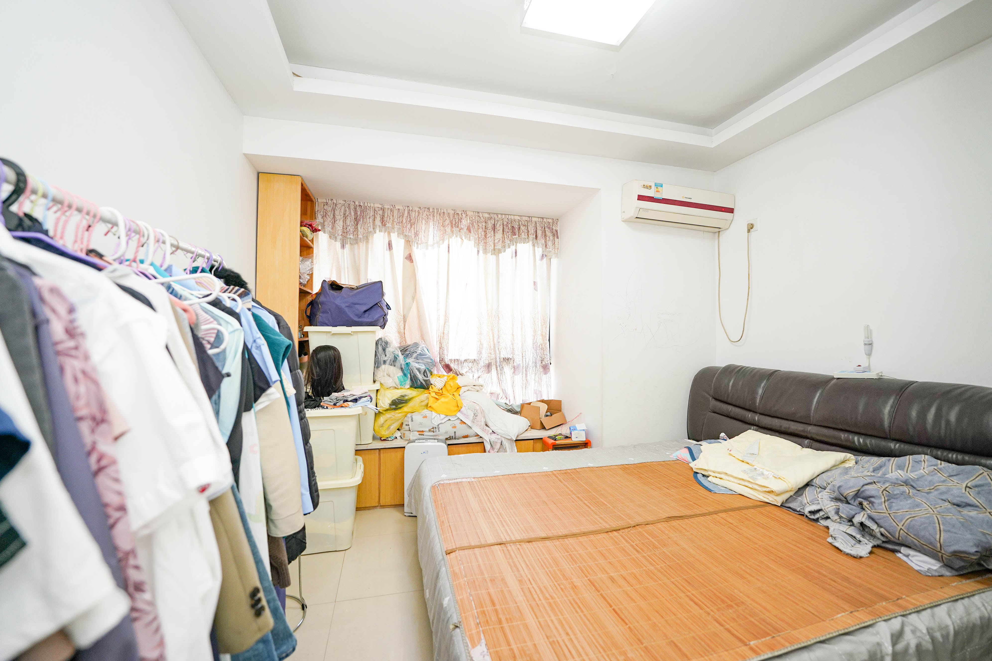 佳兆业水岸新都  4室2厅2卫   70.00万卧室