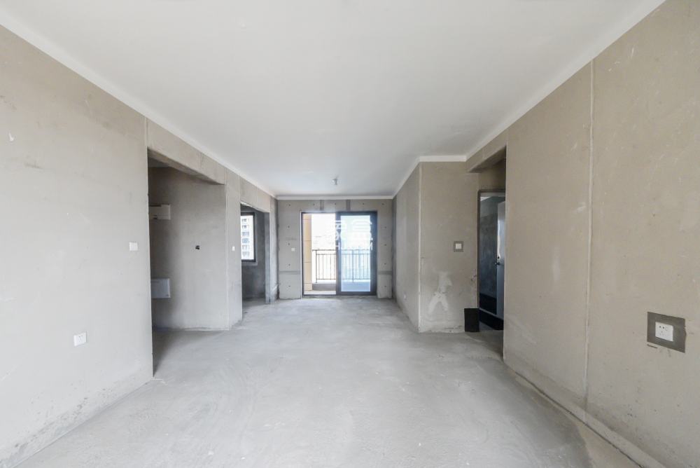 保利大都汇四期  4室2厅1卫    162.0万