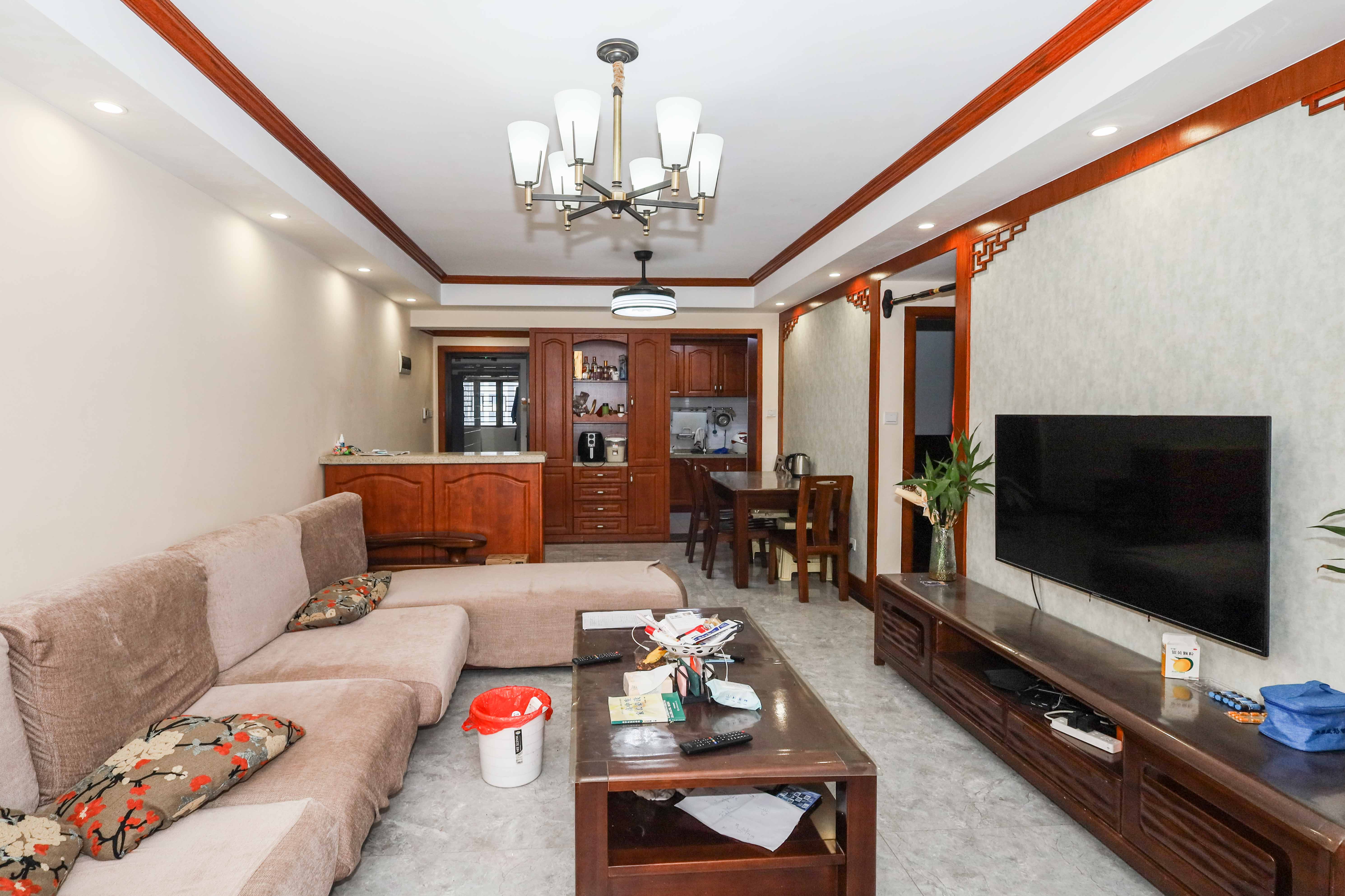 梅溪湖合能璞丽  3室2厅2卫    113.0万 梅溪湖合能璞丽  3室2厅2卫    113.0万客厅