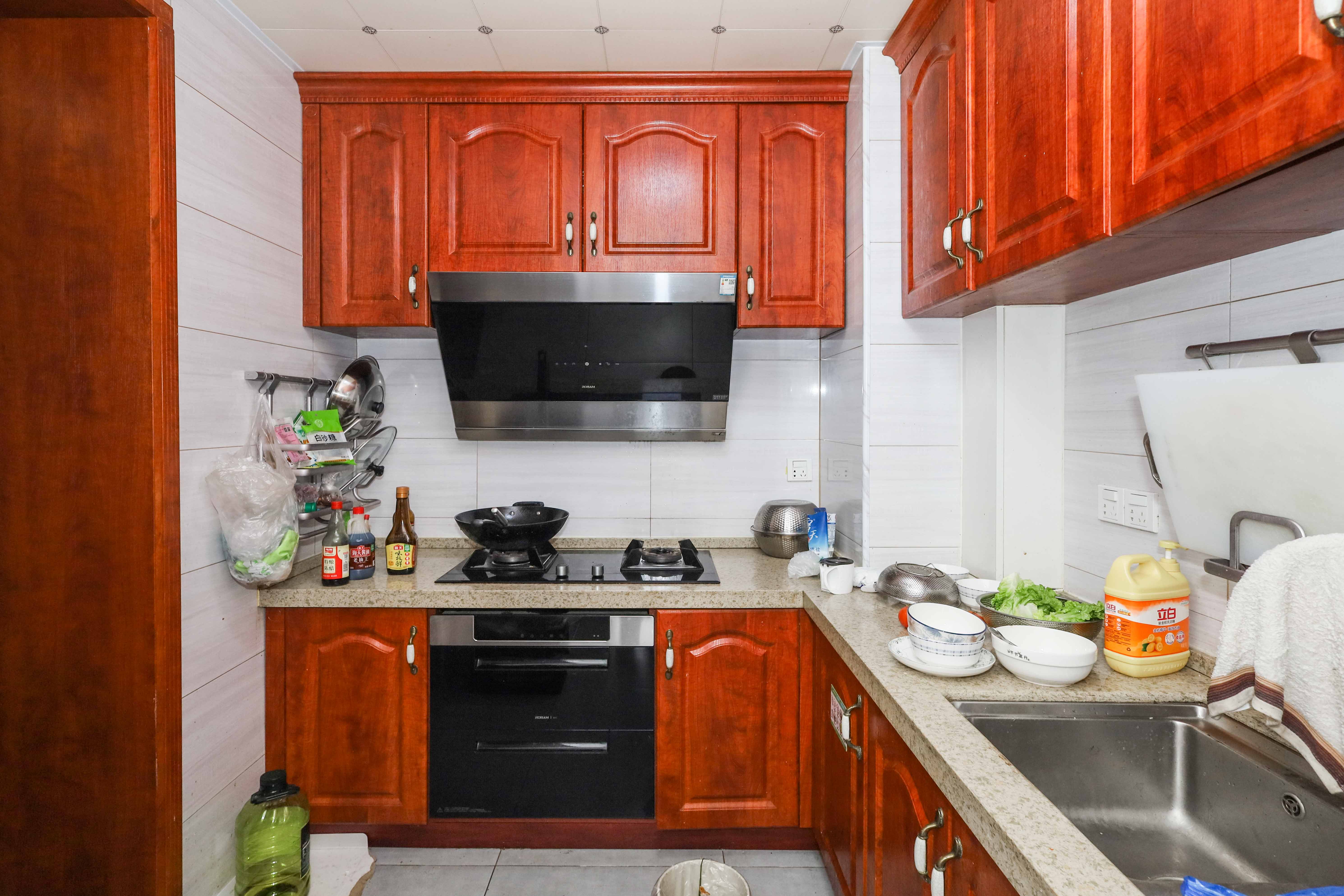 梅溪湖合能璞丽  3室2厅2卫    113.0万 梅溪湖合能璞丽  3室2厅2卫    113.0万厨房