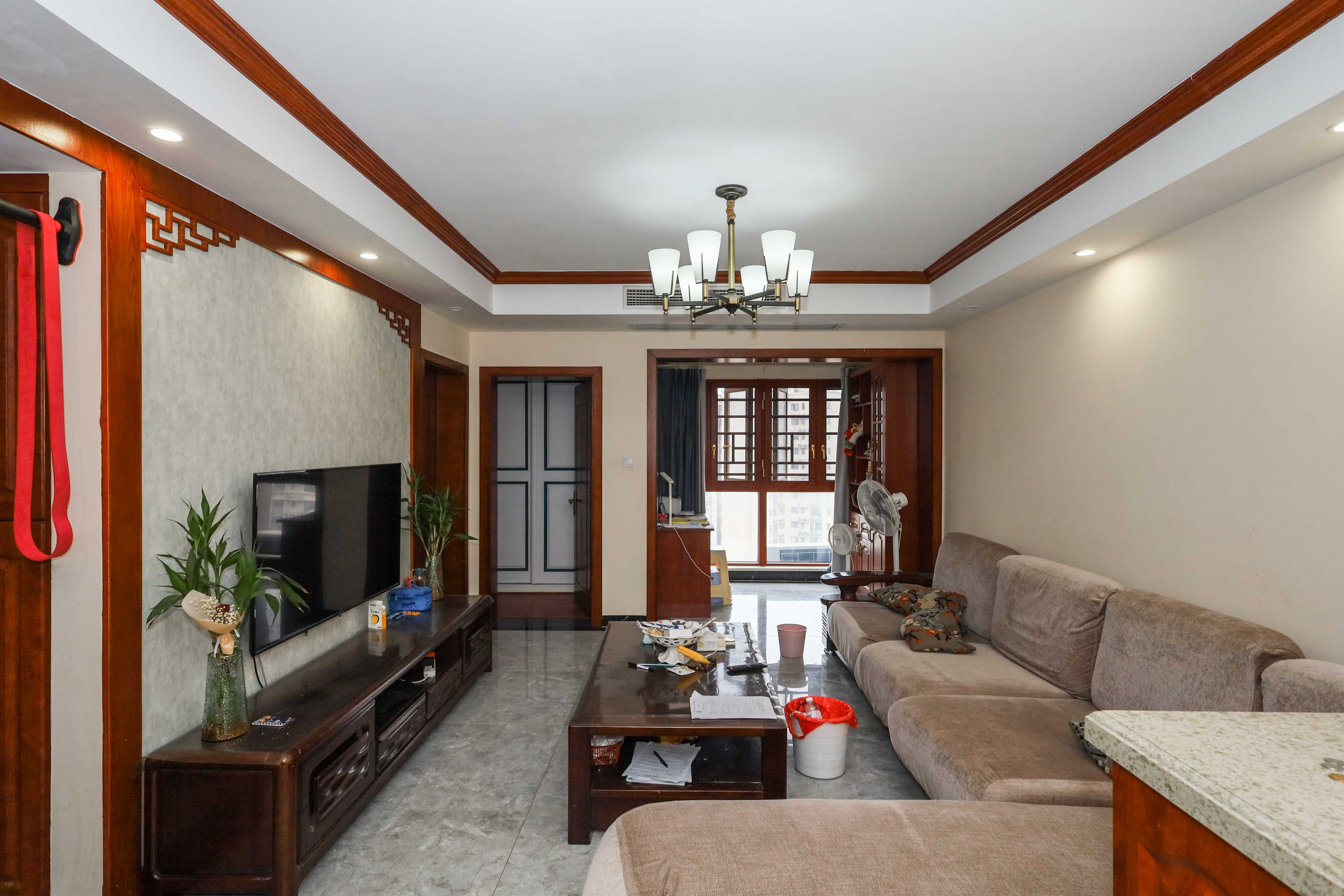 梅溪湖合能璞丽  3室2厅2卫    113.0万 梅溪湖合能璞丽  3室2厅2卫    113.0万客厅