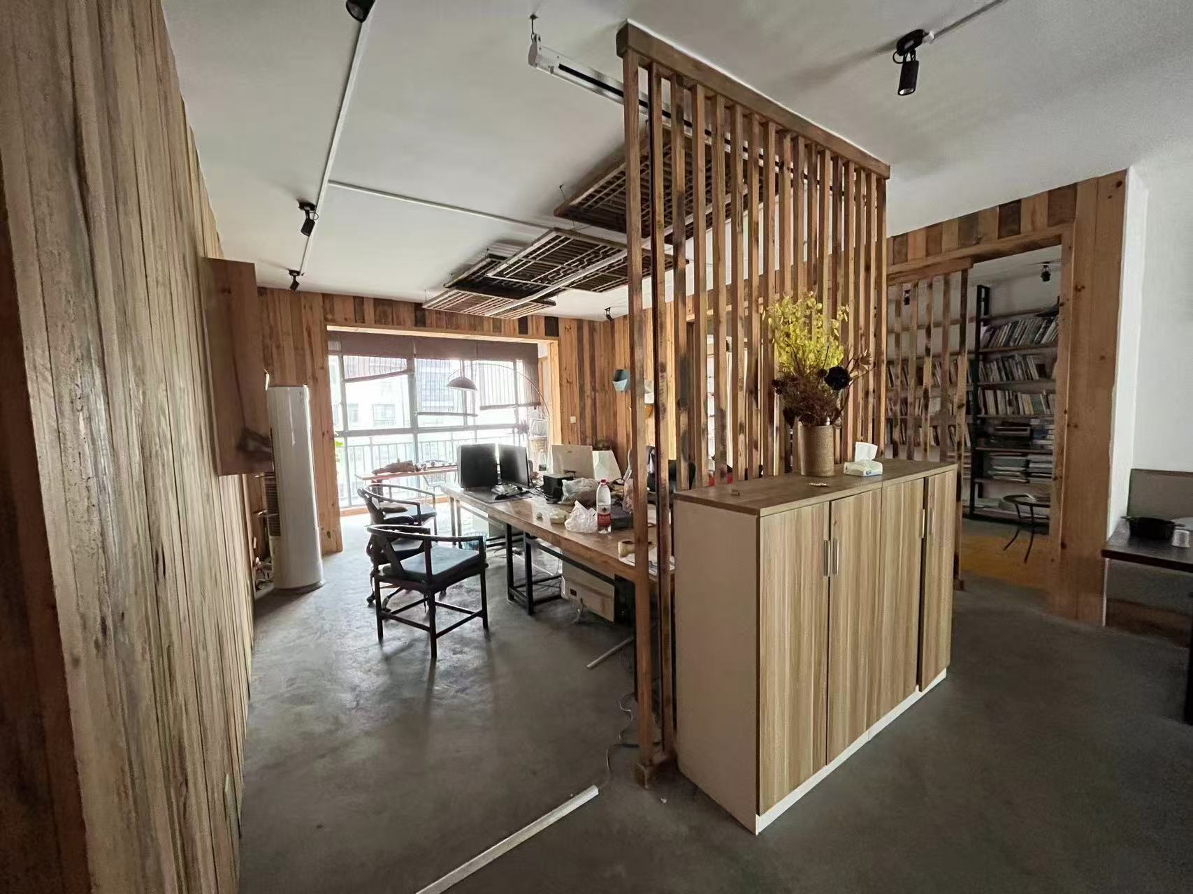 山水文园 4室2厅2卫 68.0万 山水文园 4室2厅2卫 68.0万室内图