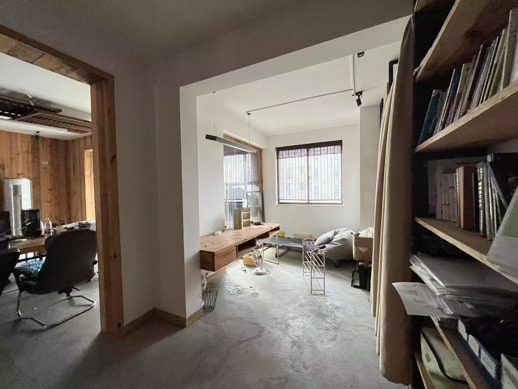 山水文园 4室2厅2卫 68.0万 山水文园 4室2厅2卫 68.0万室内图