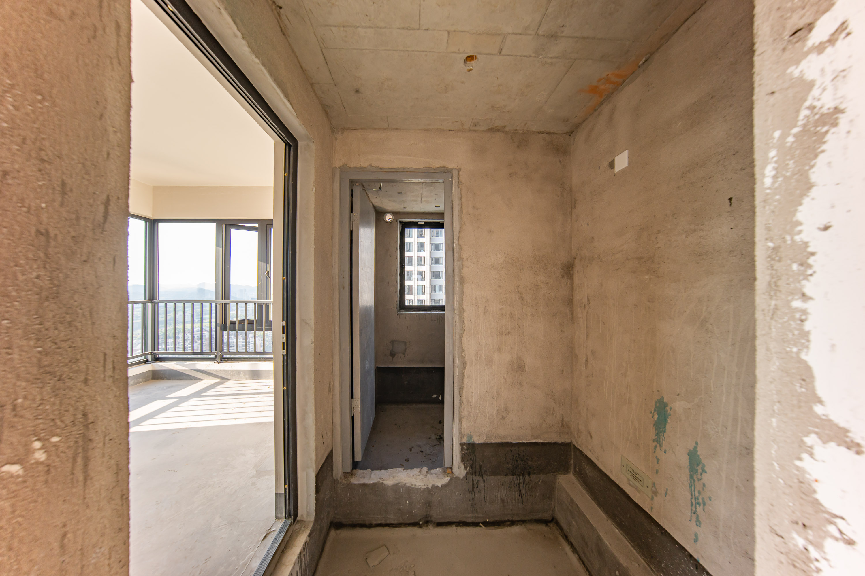 建投象山国际  4室2厅2卫   147.00万卫生间