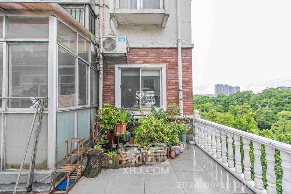 幸福里（幸福里一期）  5室2厅3卫   3500.00元/月室内图