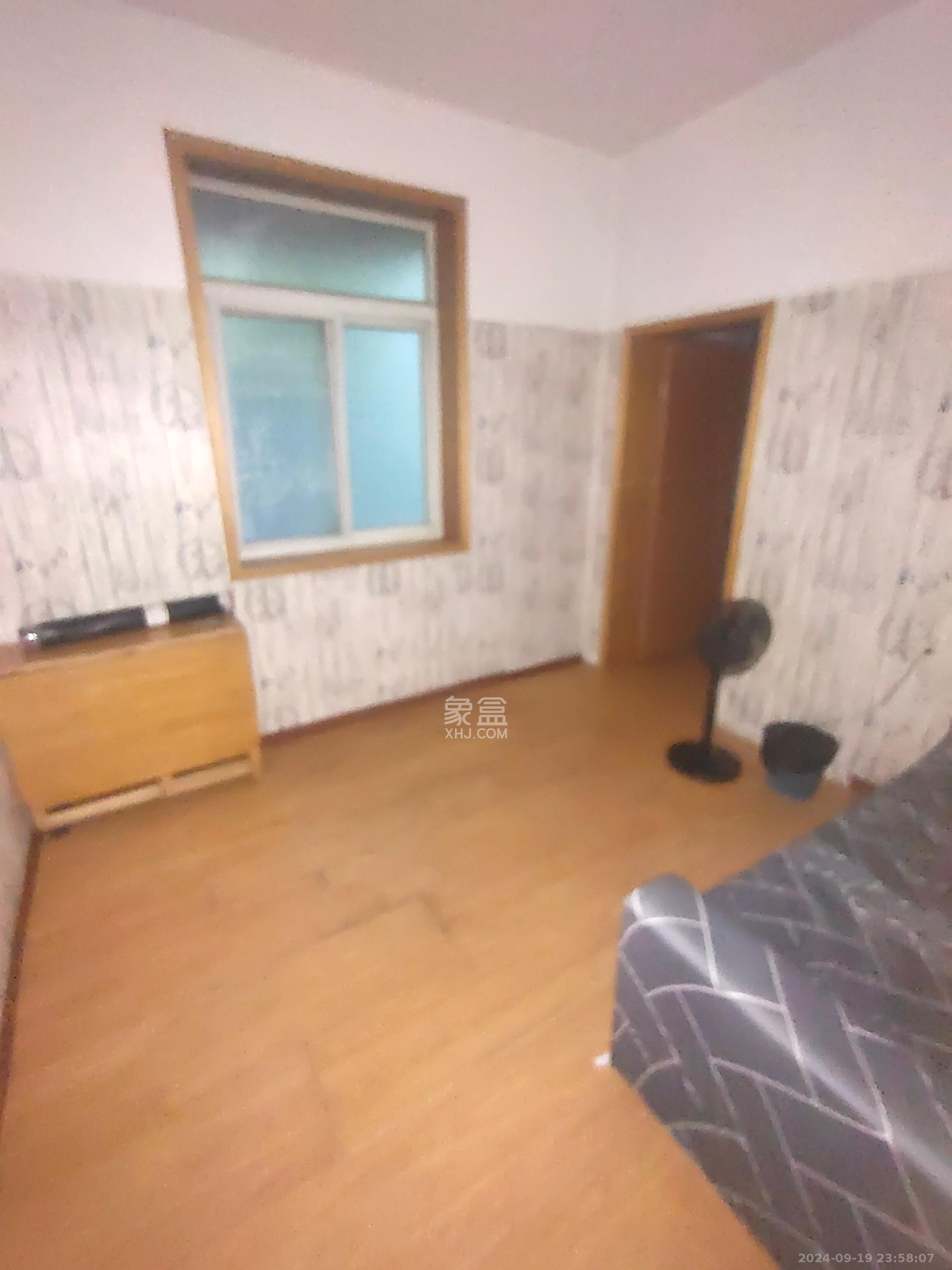 扬帆小区  2室2厅1卫   1850.00元/月室内图
