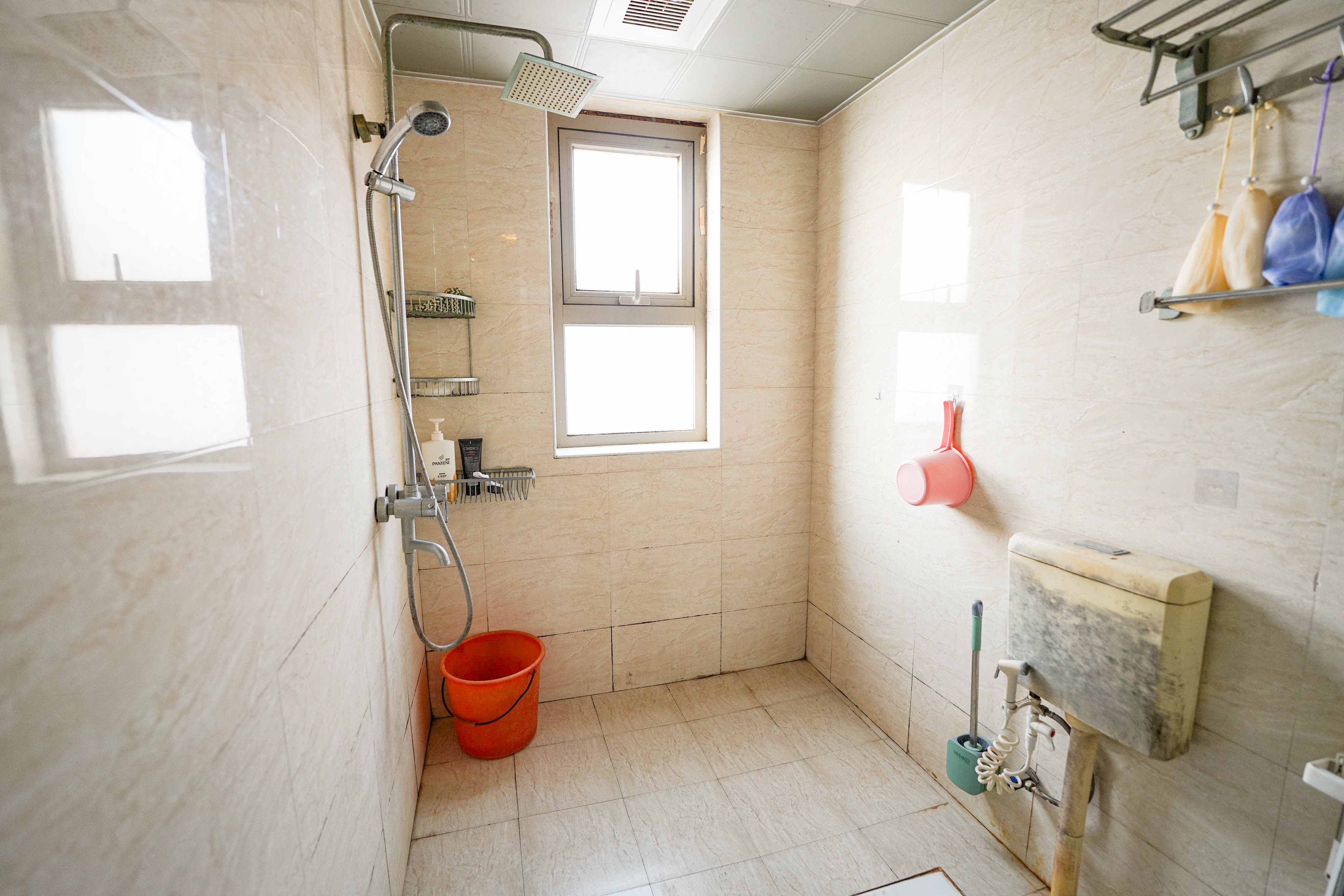 怡海星城  3室2厅2卫    59.8万其他