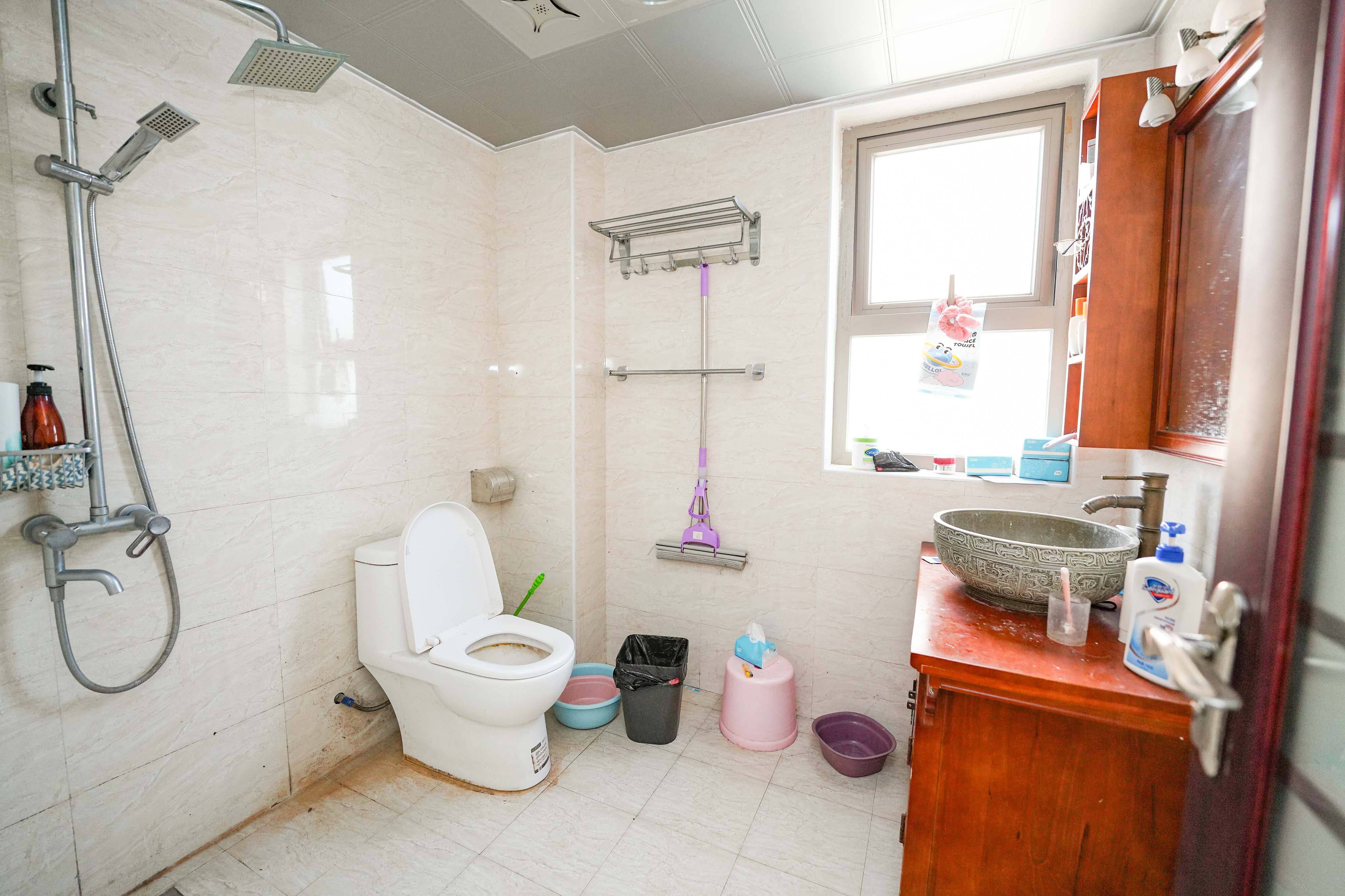 怡海星城 3室2厅2卫 59.8万 怡海星城 3室2厅2卫 59.8万其他