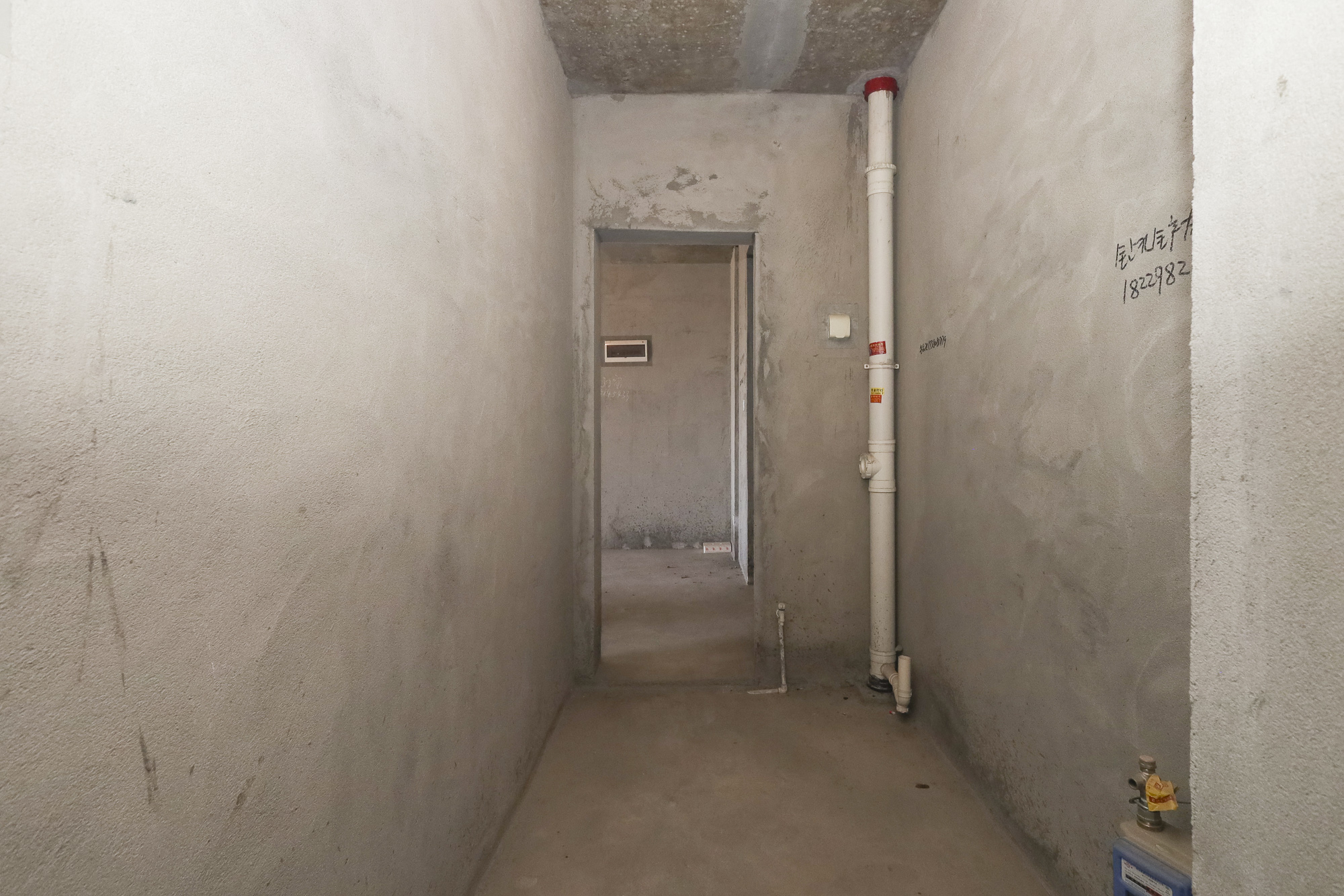 山语城三期  2室2厅1卫    55.0万 山语城三期  2室2厅1卫    55.0万厨房