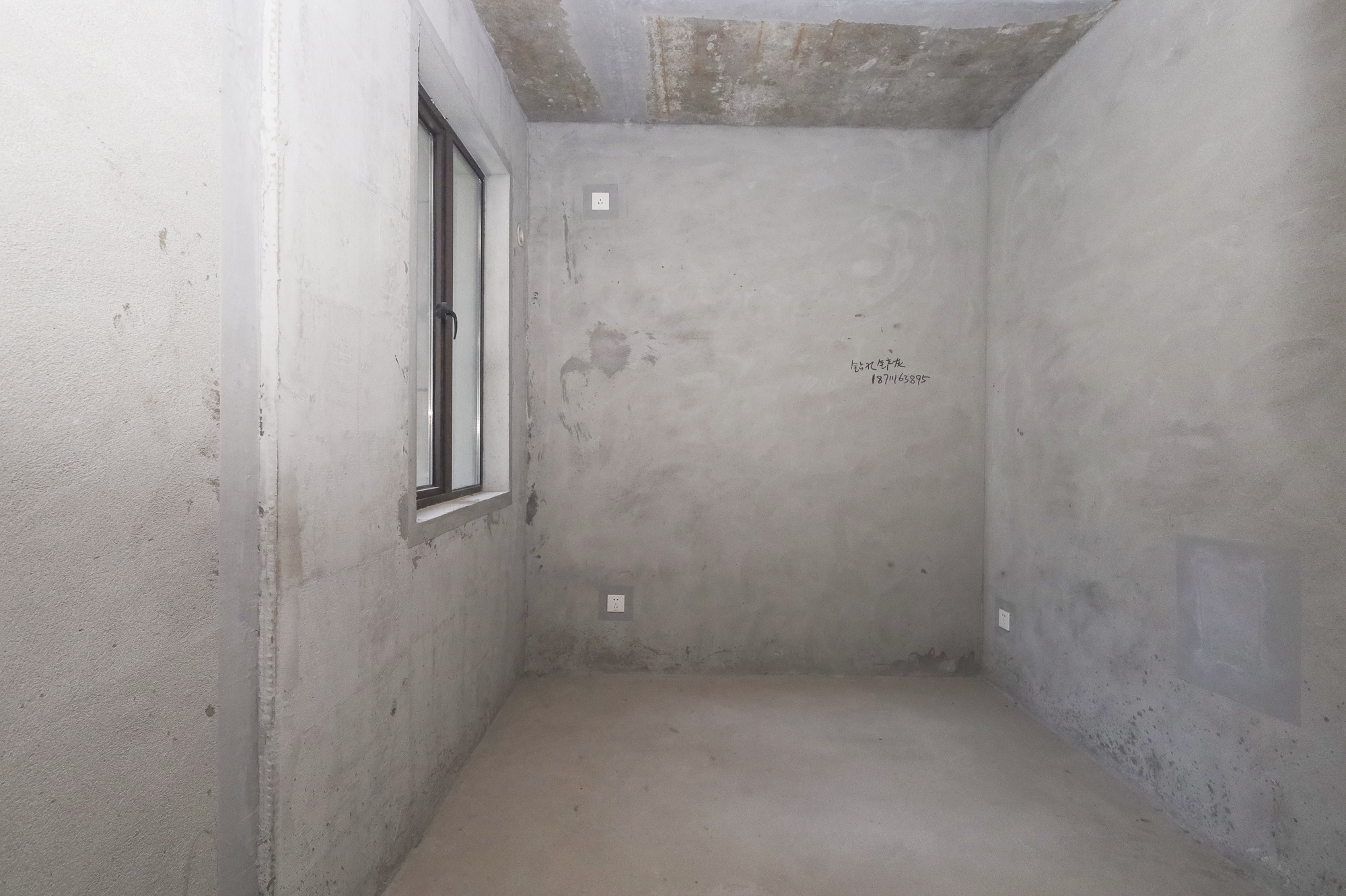 山语城三期  2室2厅1卫    55.0万 山语城三期  2室2厅1卫    55.0万卧室