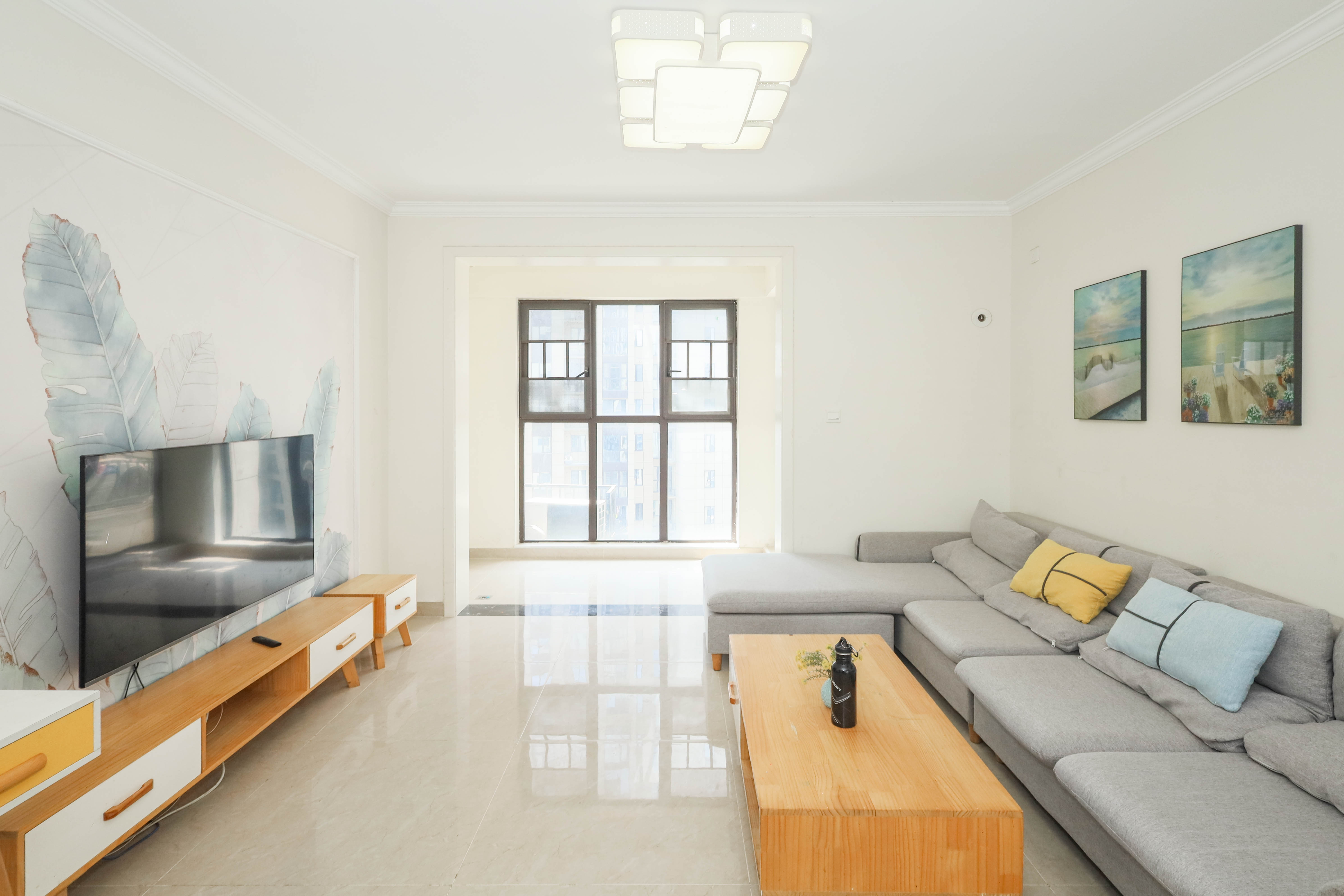 中国铁建梅溪青秀二期 4室2厅2卫 158.0万 中国铁建梅溪青秀二期 4室2厅2卫 158.0万客厅