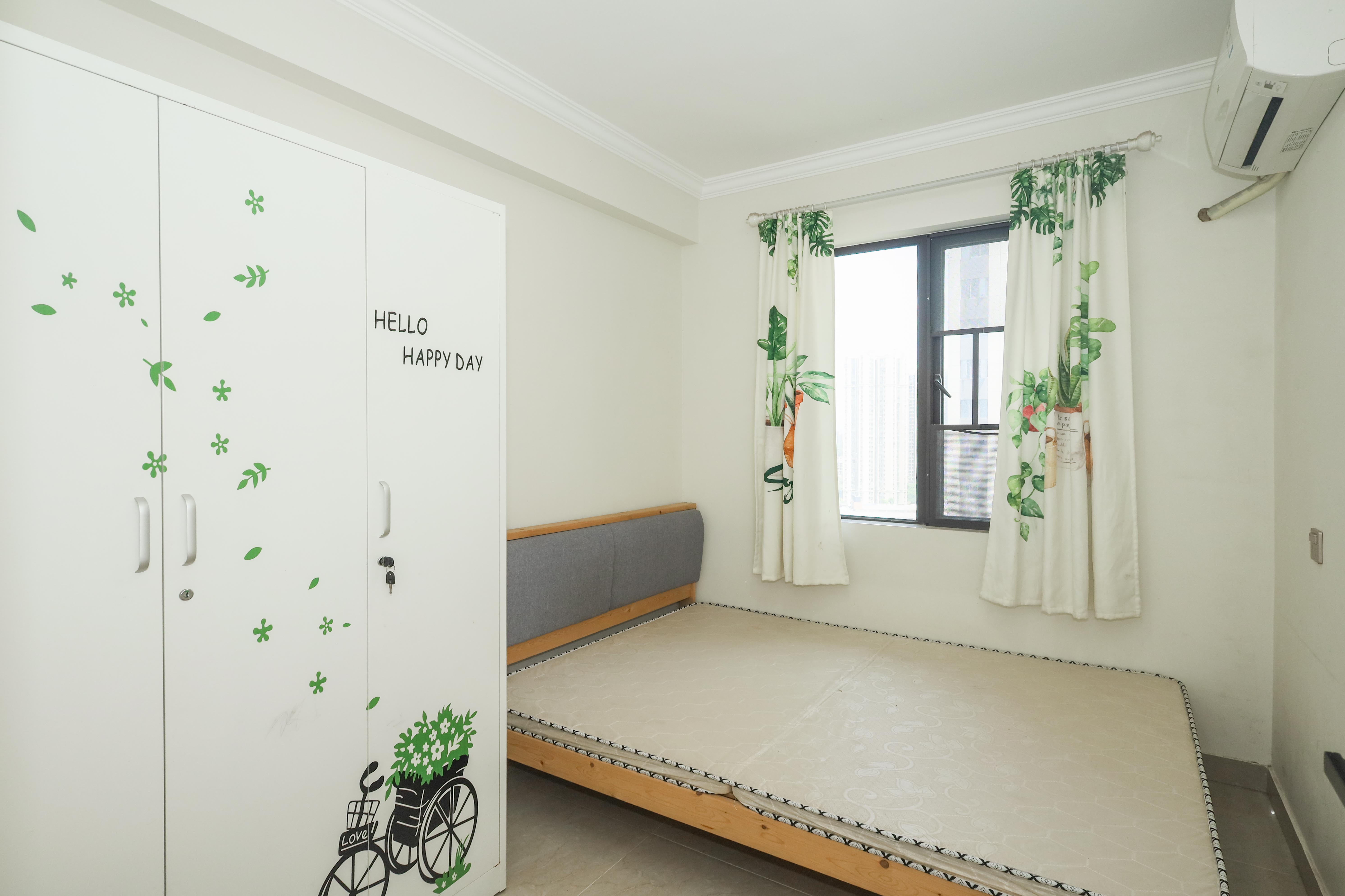 中国铁建梅溪青秀二期 4室2厅2卫 158.0万 中国铁建梅溪青秀二期 4室2厅2卫 158.0万卧室