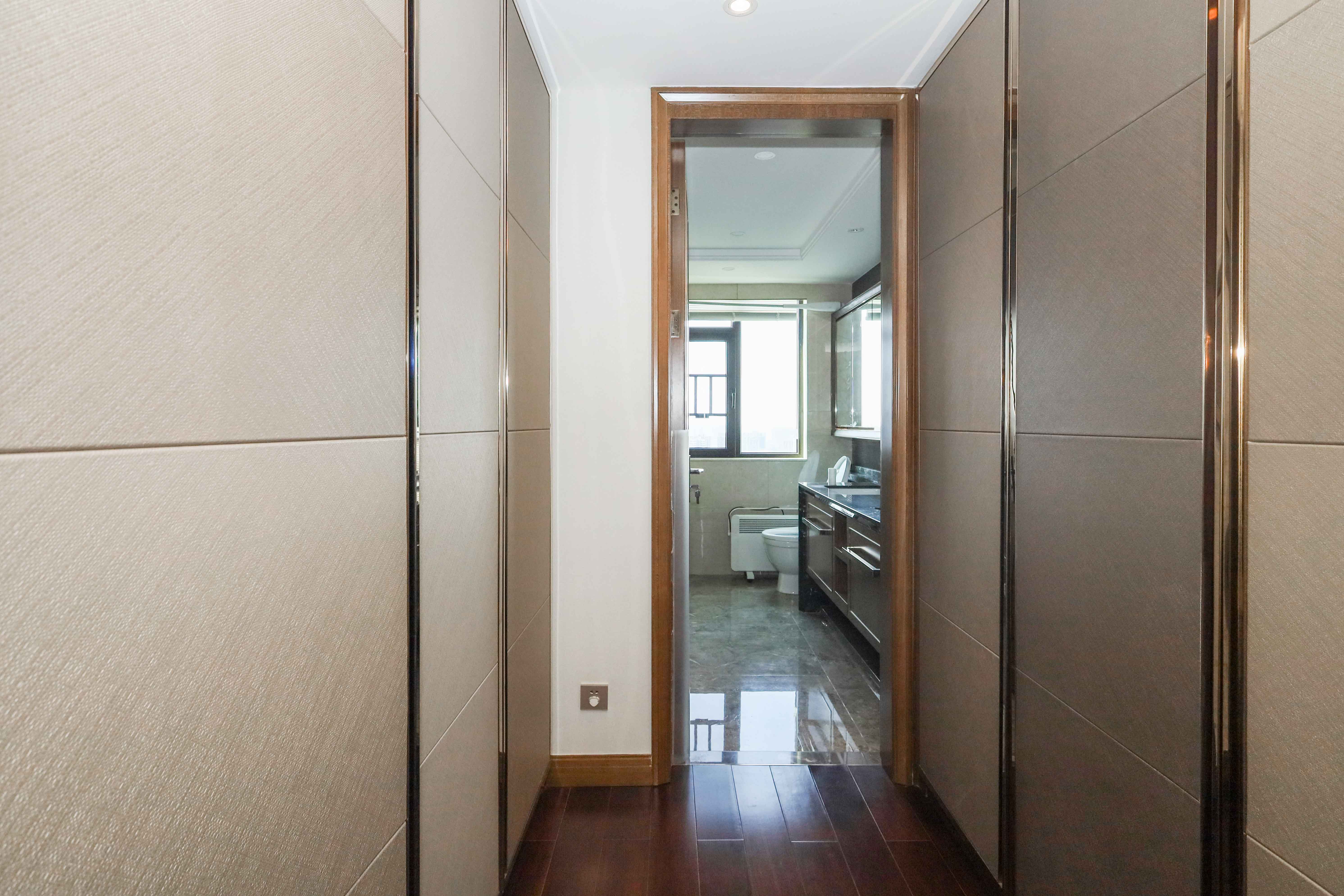 晟通牡丹舸  4室2厅2卫    450.0万其他