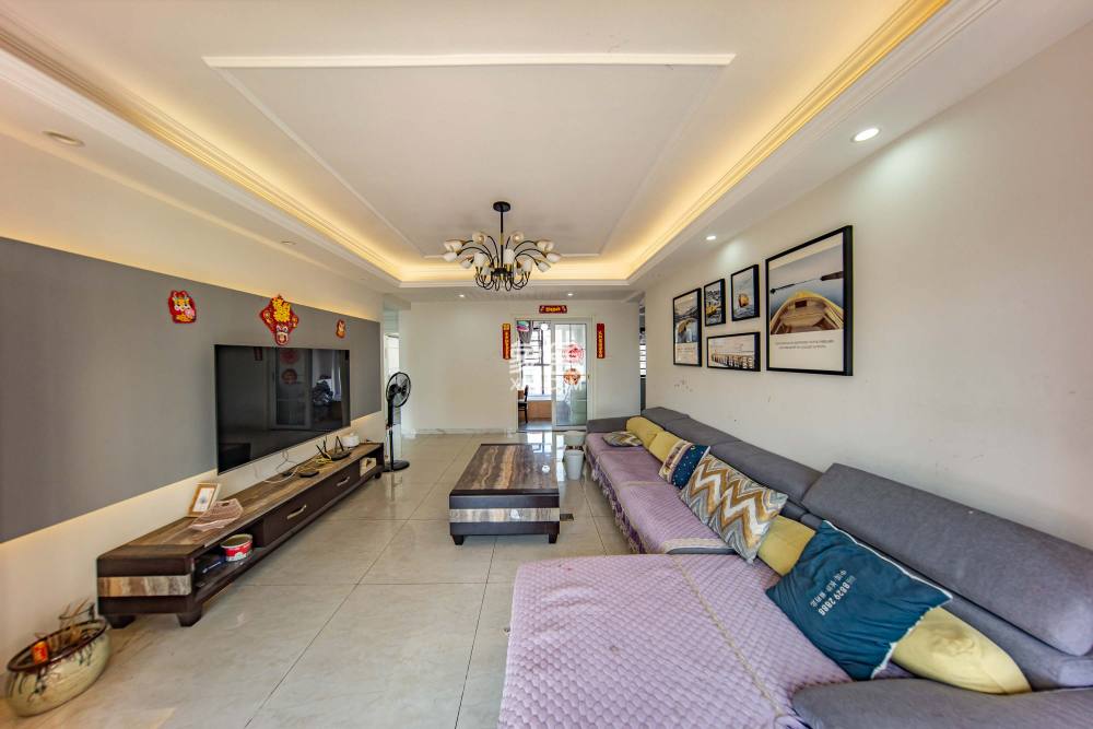 邦盛水岸御园  4室2厅2卫    100.0万