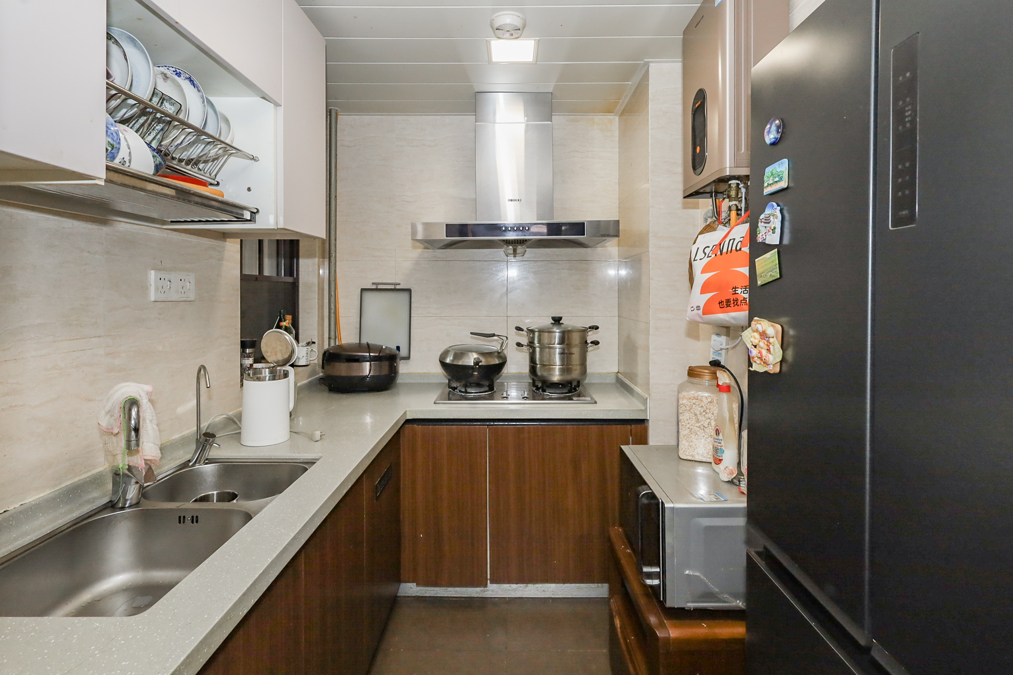 万科里金域滨江  3室2厅1卫    155.0万 万科里金域滨江  3室2厅1卫    155.0万厨房